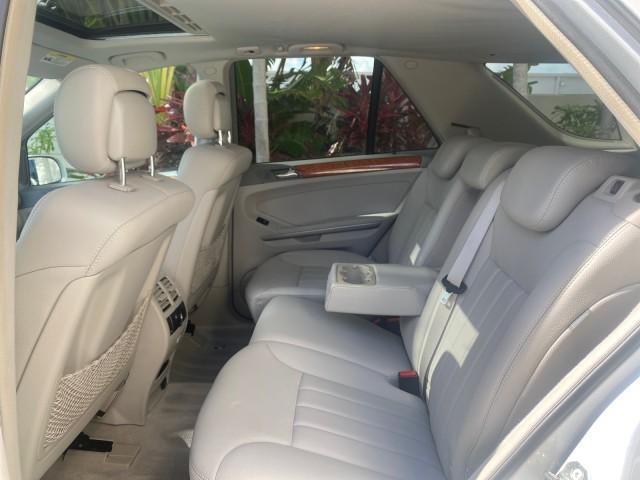 2008 Iridium Silver Metallic /Ash Mercedes-Benz M-Class 3.5L 1 OWNER LOW MILES 48,493 (4JGBB86E68A) with an 3.5L DOHC 24-Valve V6 Engine engine, Automatic transmission, located at 4701 North Dixie Hwy, Pompano Beach, FL, 33064, (954) 422-2889, 26.240938, -80.123474 - OUR WEBPAGE FLORIDACARS1.COM HAS OVER 100 PHOTOS AND FREE CARFAX LINK 2008 MERCEDES-BENZ M-CLASS ML 350 VIN: 4JGBB86E68A369175 4 J G B B 8 6 E 6 8 A 3 6 9 1 7 5 4 DOOR WAGON/SPORT UTILITY 3.5L V6 F DOHC 24V GASOLINE ALL WHEEL DRIVE Top Features 4WD/AWD Alloy Wheels Automated Cruise Control Front Sea - Photo#68