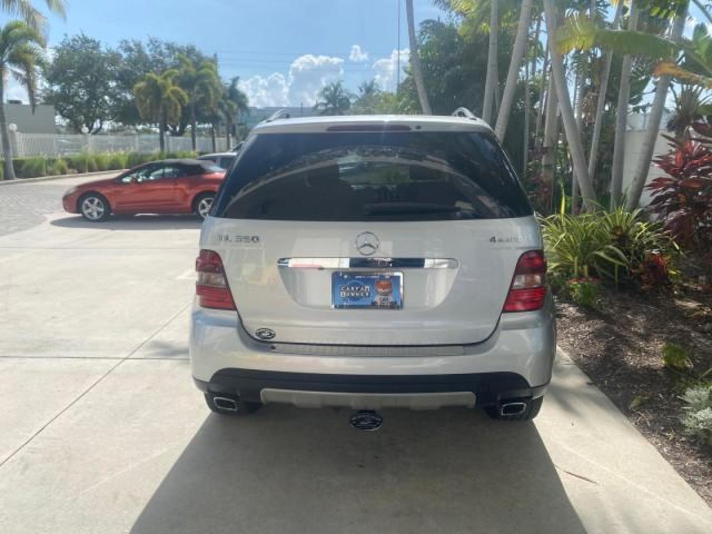 2008 Iridium Silver Metallic /Ash Mercedes-Benz M-Class 3.5L 1 OWNER LOW MILES 48,488 (4JGBB86E68A) with an 3.5L DOHC 24-Valve V6 Engine engine, Automatic transmission, located at 4701 North Dixie Hwy, Pompano Beach, FL, 33064, (954) 422-2889, 26.240938, -80.123474 - OUR WEBPAGE FLORIDACARS1.COM HAS OVER 100 PHOTOS AND FREE CARFAX LINK 2008 MERCEDES-BENZ M-CLASS ML 350 VIN: 4JGBB86E68A369175 4 J G B B 8 6 E 6 8 A 3 6 9 1 7 5 4 DOOR WAGON/SPORT UTILITY 3.5L V6 F DOHC 24V GASOLINE ALL WHEEL DRIVE Top Features 4WD/AWD Alloy Wheels Automated Cruise Control Front Sea - Photo#81