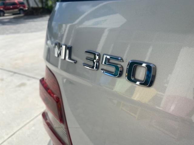 2008 Iridium Silver Metallic /Ash Mercedes-Benz M-Class 3.5L 1 OWNER LOW MILES 48,493 (4JGBB86E68A) with an 3.5L DOHC 24-Valve V6 Engine engine, Automatic transmission, located at 4701 North Dixie Hwy, Pompano Beach, FL, 33064, (954) 422-2889, 26.240938, -80.123474 - OUR WEBPAGE FLORIDACARS1.COM HAS OVER 100 PHOTOS AND FREE CARFAX LINK 2008 MERCEDES-BENZ M-CLASS ML 350 VIN: 4JGBB86E68A369175 4 J G B B 8 6 E 6 8 A 3 6 9 1 7 5 4 DOOR WAGON/SPORT UTILITY 3.5L V6 F DOHC 24V GASOLINE ALL WHEEL DRIVE Top Features 4WD/AWD Alloy Wheels Automated Cruise Control Front Sea - Photo#83