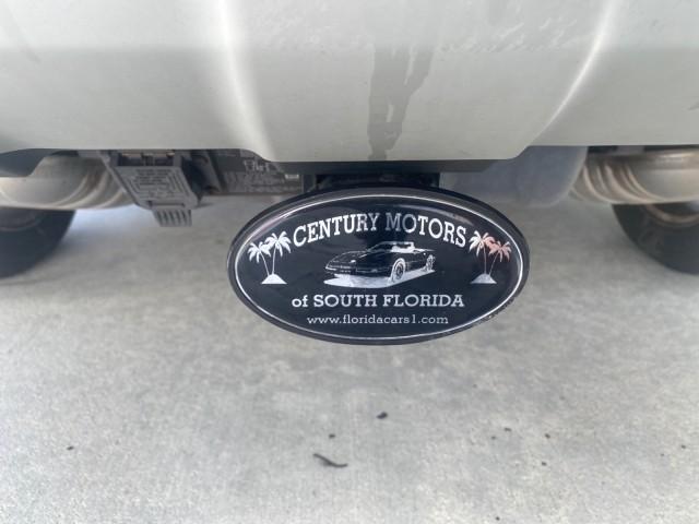 2008 Iridium Silver Metallic /Ash Mercedes-Benz M-Class 3.5L 1 OWNER LOW MILES 48,493 (4JGBB86E68A) with an 3.5L DOHC 24-Valve V6 Engine engine, Automatic transmission, located at 4701 North Dixie Hwy, Pompano Beach, FL, 33064, (954) 422-2889, 26.240938, -80.123474 - OUR WEBPAGE FLORIDACARS1.COM HAS OVER 100 PHOTOS AND FREE CARFAX LINK 2008 MERCEDES-BENZ M-CLASS ML 350 VIN: 4JGBB86E68A369175 4 J G B B 8 6 E 6 8 A 3 6 9 1 7 5 4 DOOR WAGON/SPORT UTILITY 3.5L V6 F DOHC 24V GASOLINE ALL WHEEL DRIVE Top Features 4WD/AWD Alloy Wheels Automated Cruise Control Front Sea - Photo#86