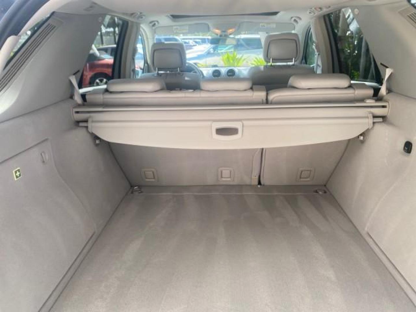 2008 Iridium Silver Metallic /Ash Mercedes-Benz M-Class 3.5L 1 OWNER LOW MILES 48,488 (4JGBB86E68A) with an 3.5L DOHC 24-Valve V6 Engine engine, Automatic transmission, located at 4701 North Dixie Hwy, Pompano Beach, FL, 33064, (954) 422-2889, 26.240938, -80.123474 - OUR WEBPAGE FLORIDACARS1.COM HAS OVER 100 PHOTOS AND FREE CARFAX LINK 2008 MERCEDES-BENZ M-CLASS ML 350 VIN: 4JGBB86E68A369175 4 J G B B 8 6 E 6 8 A 3 6 9 1 7 5 4 DOOR WAGON/SPORT UTILITY 3.5L V6 F DOHC 24V GASOLINE ALL WHEEL DRIVE Top Features 4WD/AWD Alloy Wheels Automated Cruise Control Front Sea - Photo#90