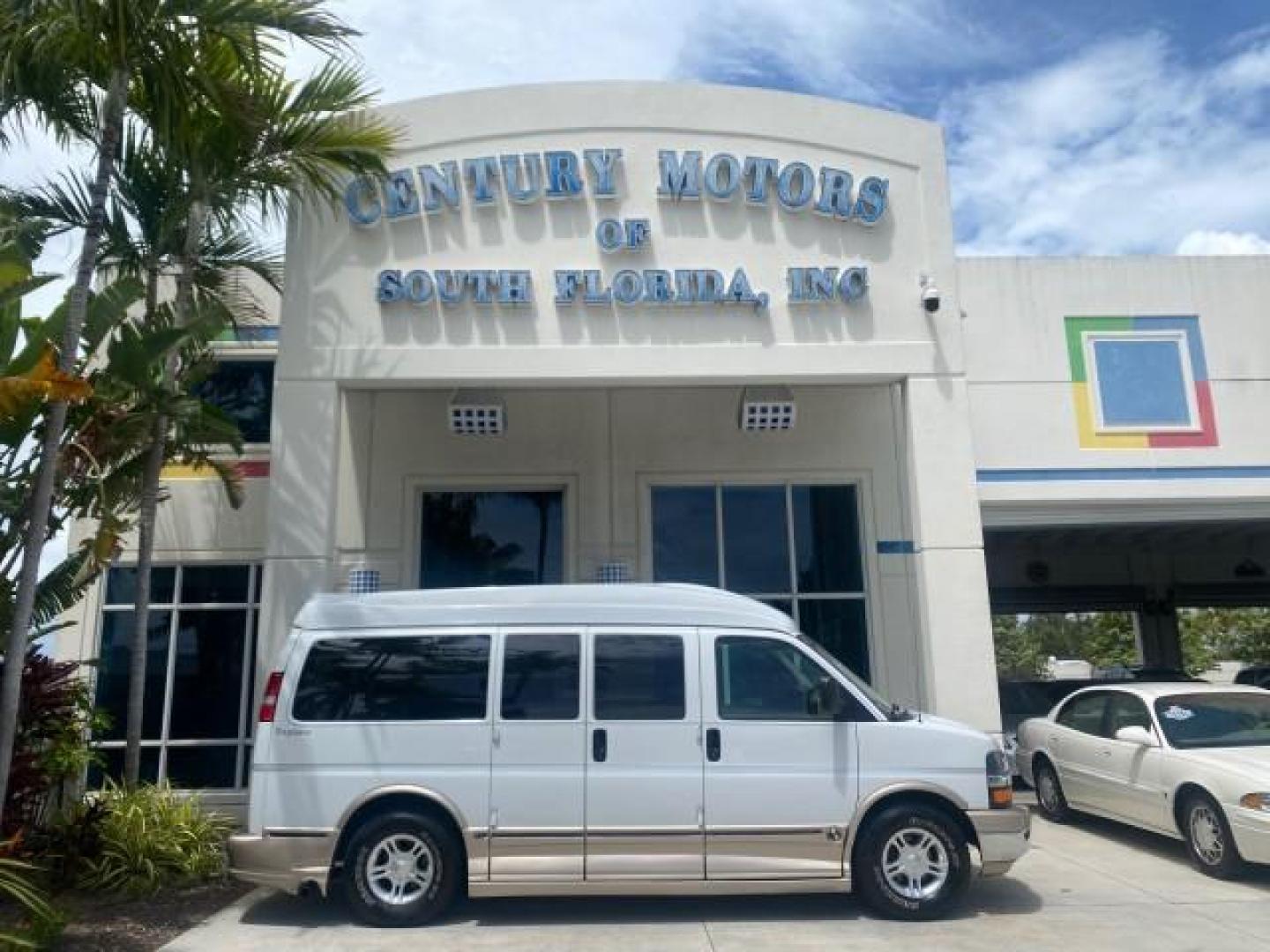 2003 Summit White /Medium Pewter Chevrolet Express HI TOP CONVERSION EXPLOR LOW MILES 55,452 (1GBFG15T331) with an 5.3L Vortec 5300 V8 SFI Engine engine, Automatic transmission, located at 4701 North Dixie Hwy, Pompano Beach, FL, 33064, (954) 422-2889, 26.240938, -80.123474 - OUR WEBPAGE FLORIDACARS1.COM HAS OVER 100 PHOTOS AND FREE CARFAX LINK OVER $ 90,000 NEW 2003 CHEVROLET EXPRESS G1500 LIMITED EXPLORER HI TOP CONVERSION VIN: 1GBFG15T331235672 1 G B F G 1 5 T 3 3 1 2 3 5 6 7 2 VAN 5.3L V8 F OHV GASOLINE REAR WHEEL DRIVE Top Features Alloy Wheels Conversion Van Fold-A - Photo#0