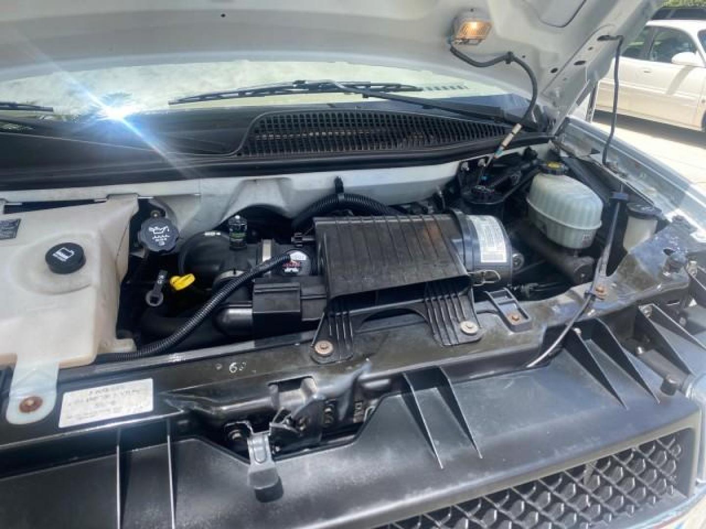 2003 Summit White /Medium Pewter Chevrolet Express HI TOP CONVERSION EXPLOR LOW MILES 55,452 (1GBFG15T331) with an 5.3L Vortec 5300 V8 SFI Engine engine, Automatic transmission, located at 4701 North Dixie Hwy, Pompano Beach, FL, 33064, (954) 422-2889, 26.240938, -80.123474 - OUR WEBPAGE FLORIDACARS1.COM HAS OVER 100 PHOTOS AND FREE CARFAX LINK OVER $ 90,000 NEW 2003 CHEVROLET EXPRESS G1500 LIMITED EXPLORER HI TOP CONVERSION VIN: 1GBFG15T331235672 1 G B F G 1 5 T 3 3 1 2 3 5 6 7 2 VAN 5.3L V8 F OHV GASOLINE REAR WHEEL DRIVE Top Features Alloy Wheels Conversion Van Fold-A - Photo#26