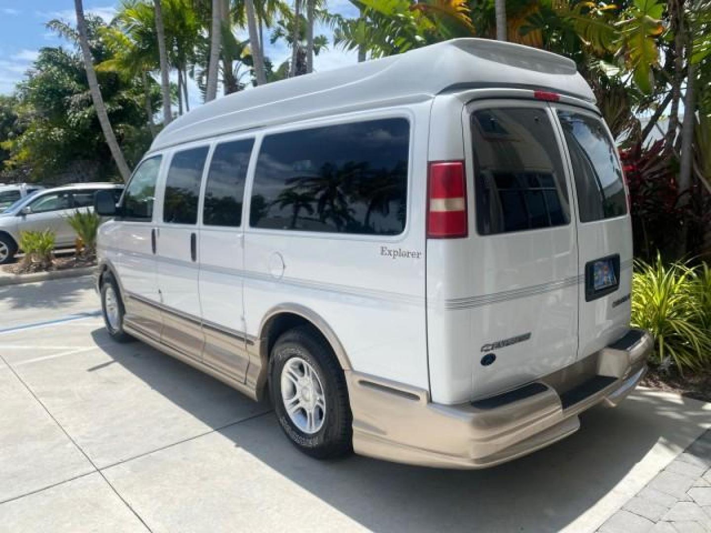 2003 Summit White /Medium Pewter Chevrolet Express HI TOP CONVERSION EXPLOR LOW MILES 55,452 (1GBFG15T331) with an 5.3L Vortec 5300 V8 SFI Engine engine, Automatic transmission, located at 4701 North Dixie Hwy, Pompano Beach, FL, 33064, (954) 422-2889, 26.240938, -80.123474 - OUR WEBPAGE FLORIDACARS1.COM HAS OVER 100 PHOTOS AND FREE CARFAX LINK OVER $ 90,000 NEW 2003 CHEVROLET EXPRESS G1500 LIMITED EXPLORER HI TOP CONVERSION VIN: 1GBFG15T331235672 1 G B F G 1 5 T 3 3 1 2 3 5 6 7 2 VAN 5.3L V8 F OHV GASOLINE REAR WHEEL DRIVE Top Features Alloy Wheels Conversion Van Fold-A - Photo#87