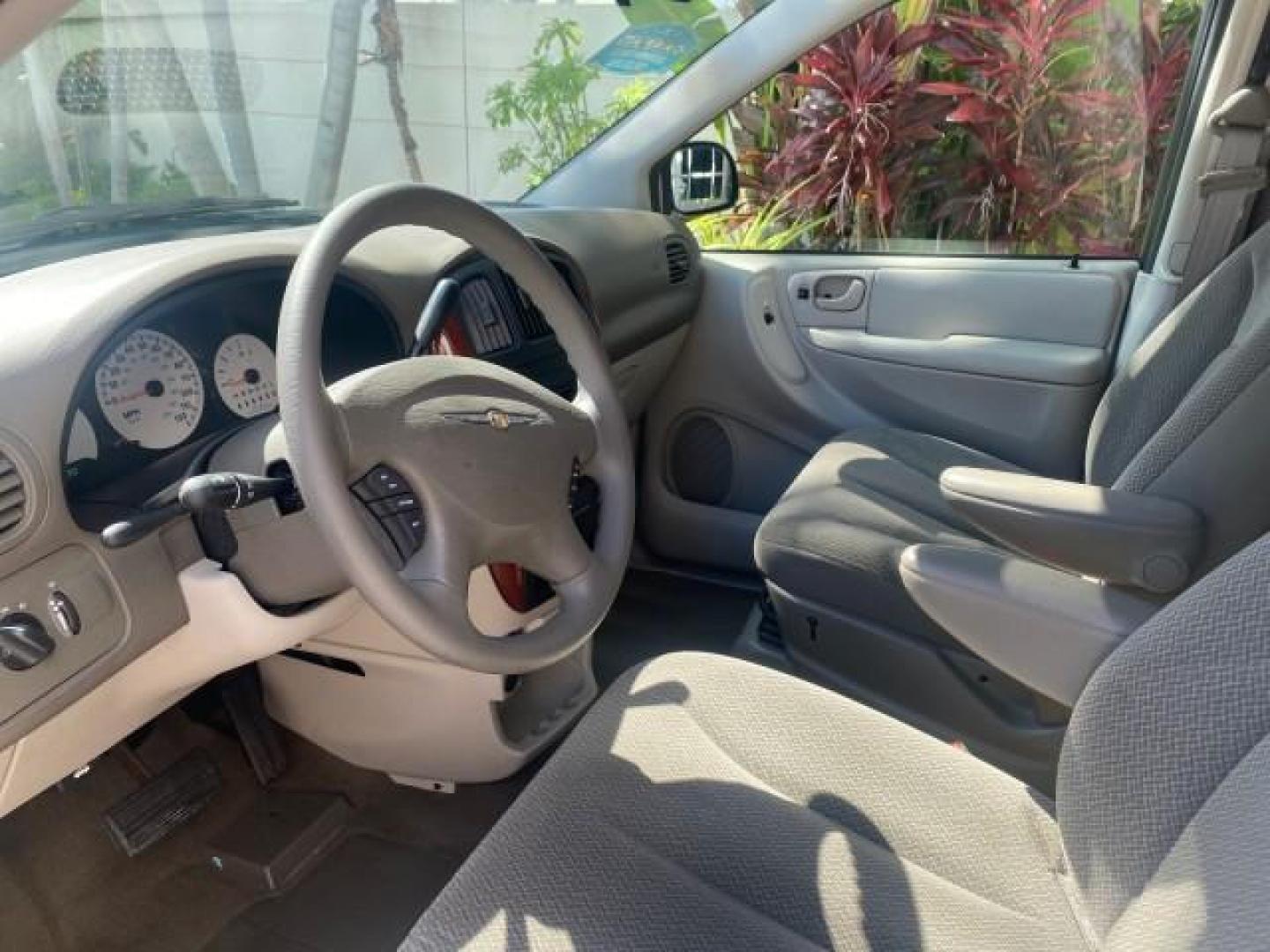 2005 Stone White /Dk Khaki/Lt Graystone Chrysler Town and Country LOW MILES 50,427 (1C4GP45R55B) with an 3.3L OHV SMPI V6 Engine engine, Automatic transmission, located at 4701 North Dixie Hwy, Pompano Beach, FL, 33064, (954) 422-2889, 26.240938, -80.123474 - OUR WEBPAGE FLORIDACARS1.COM HAS OVER 100 PHOTOS AND FREE CARFAX LINK 2005 CHRYSLER TOWN AND COUNTRY VIN: 1C4GP45R55B103614 1 C 4 G P 4 5 R 5 5 B 1 0 3 6 1 4 VAN 3.3L V6 F OHV 24V GASOLINE FRONT WHEEL DRIVE Features Air Conditioning AM/FM Stereo Automatic Transmission CD Audio Cloth Seats Cruise Con - Photo#36