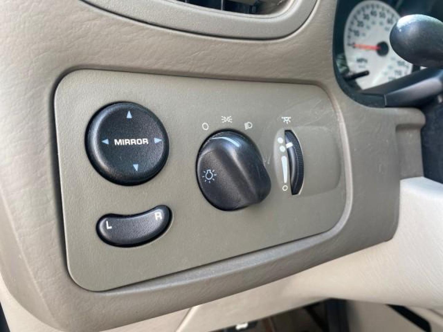 2005 Stone White /Dk Khaki/Lt Graystone Chrysler Town and Country LOW MILES 50,427 (1C4GP45R55B) with an 3.3L OHV SMPI V6 Engine engine, Automatic transmission, located at 4701 North Dixie Hwy, Pompano Beach, FL, 33064, (954) 422-2889, 26.240938, -80.123474 - OUR WEBPAGE FLORIDACARS1.COM HAS OVER 100 PHOTOS AND FREE CARFAX LINK 2005 CHRYSLER TOWN AND COUNTRY VIN: 1C4GP45R55B103614 1 C 4 G P 4 5 R 5 5 B 1 0 3 6 1 4 VAN 3.3L V6 F OHV 24V GASOLINE FRONT WHEEL DRIVE Features Air Conditioning AM/FM Stereo Automatic Transmission CD Audio Cloth Seats Cruise Con - Photo#42