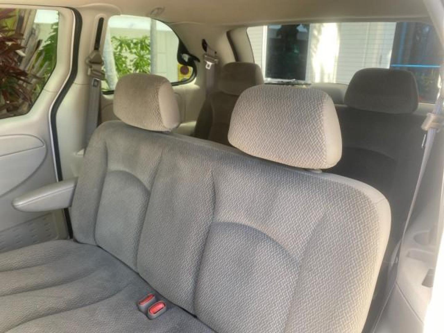 2005 Stone White /Dk Khaki/Lt Graystone Chrysler Town and Country LOW MILES 50,427 (1C4GP45R55B) with an 3.3L OHV SMPI V6 Engine engine, Automatic transmission, located at 4701 North Dixie Hwy, Pompano Beach, FL, 33064, (954) 422-2889, 26.240938, -80.123474 - OUR WEBPAGE FLORIDACARS1.COM HAS OVER 100 PHOTOS AND FREE CARFAX LINK 2005 CHRYSLER TOWN AND COUNTRY VIN: 1C4GP45R55B103614 1 C 4 G P 4 5 R 5 5 B 1 0 3 6 1 4 VAN 3.3L V6 F OHV 24V GASOLINE FRONT WHEEL DRIVE Features Air Conditioning AM/FM Stereo Automatic Transmission CD Audio Cloth Seats Cruise Con - Photo#62
