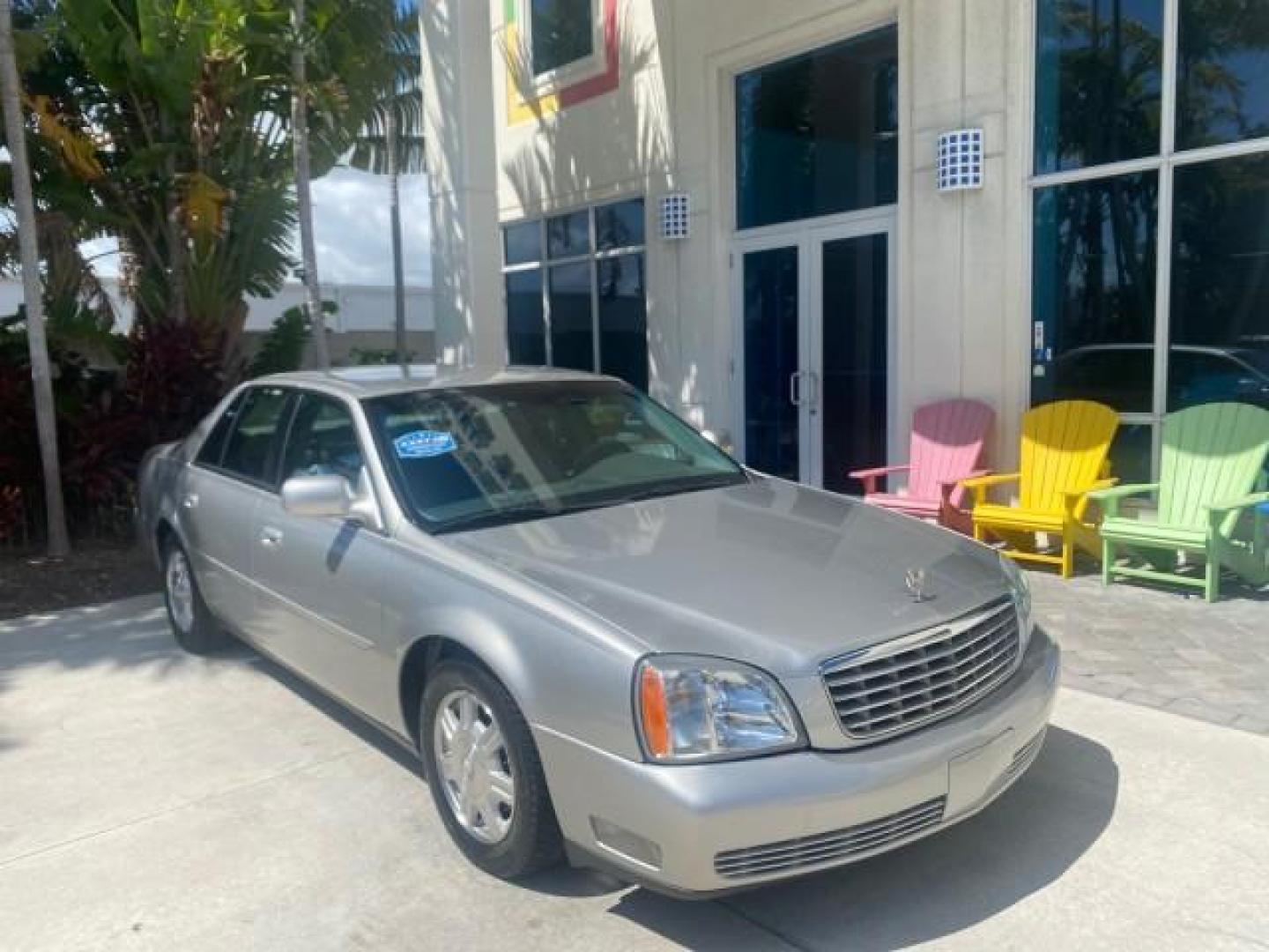 2005 Thunder Gray /Dark Gray Cadillac DeVille LOW MILES 36,800 (1G6KD54Y75U) with an 4.6L DOHC V8 Northstar Engine engine, Automatic transmission, located at 4701 North Dixie Hwy, Pompano Beach, FL, 33064, (954) 422-2889, 26.240938, -80.123474 - OUR WEBPAGE FLORIDACARS1.COM HAS OVER 100 PHOTOS AND FREE CARFAX LINK 2005 CADILLAC DEVILLE $46,045 NEW! VIN: 1G6KD54Y75U125414 1 G 6 K D 5 4 Y 7 5 U 1 2 5 4 1 4 SEDAN 4 DR 4.6L V8 F DOHC GASOLINE FRONT WHEEL DRIVE Top Features Alloy Wheels Leather Seats Basic Features ABS Brakes AM/FM Stereo Air Co - Photo#1