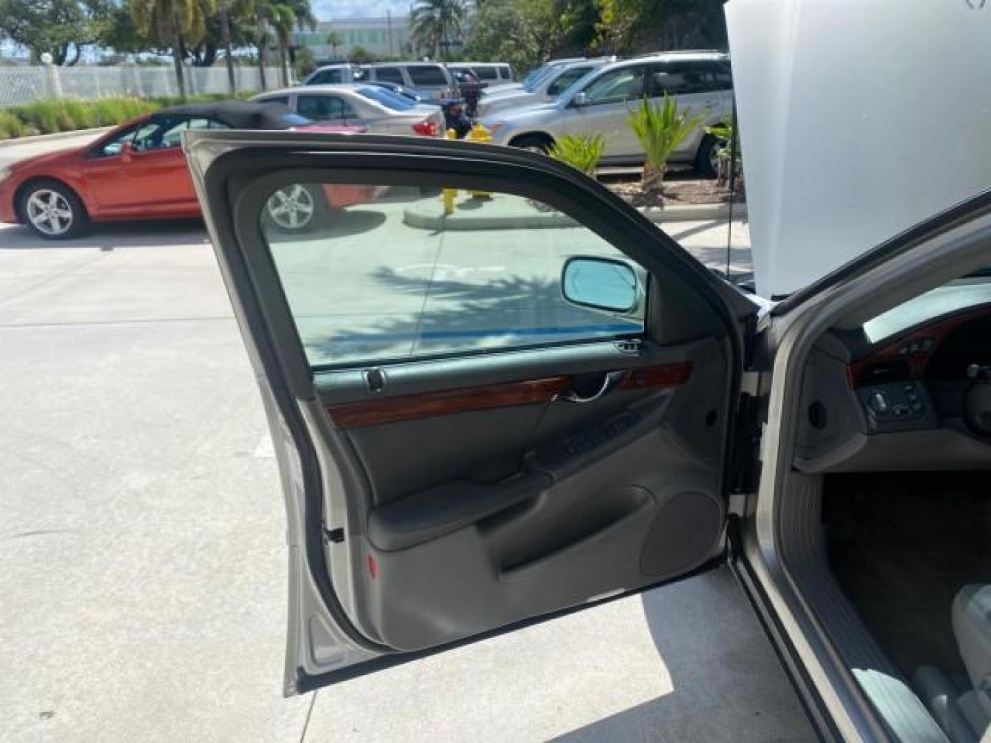2005 Thunder Gray /Dark Gray Cadillac DeVille LOW MILES 36,800 (1G6KD54Y75U) with an 4.6L DOHC V8 Northstar Engine engine, Automatic transmission, located at 4701 North Dixie Hwy, Pompano Beach, FL, 33064, (954) 422-2889, 26.240938, -80.123474 - OUR WEBPAGE FLORIDACARS1.COM HAS OVER 100 PHOTOS AND FREE CARFAX LINK 2005 CADILLAC DEVILLE $46,045 NEW! VIN: 1G6KD54Y75U125414 1 G 6 K D 5 4 Y 7 5 U 1 2 5 4 1 4 SEDAN 4 DR 4.6L V8 F DOHC GASOLINE FRONT WHEEL DRIVE Top Features Alloy Wheels Leather Seats Basic Features ABS Brakes AM/FM Stereo Air Co - Photo#9