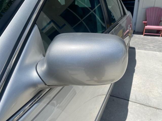 2005 Thunder Gray /Dark Gray Cadillac DeVille LOW MILES 36,800 (1G6KD54Y75U) with an 4.6L DOHC V8 Northstar Engine engine, Automatic transmission, located at 4701 North Dixie Hwy, Pompano Beach, FL, 33064, (954) 422-2889, 26.240938, -80.123474 - OUR WEBPAGE FLORIDACARS1.COM HAS OVER 100 PHOTOS AND FREE CARFAX LINK 2005 CADILLAC DEVILLE $46,045 NEW! VIN: 1G6KD54Y75U125414 1 G 6 K D 5 4 Y 7 5 U 1 2 5 4 1 4 SEDAN 4 DR 4.6L V8 F DOHC GASOLINE FRONT WHEEL DRIVE Top Features Alloy Wheels Leather Seats Basic Features ABS Brakes AM/FM Stereo Air Co - Photo#30