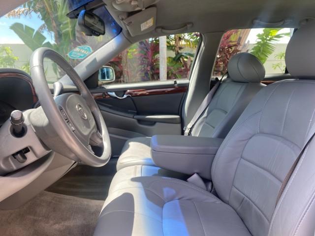 2005 Thunder Gray /Dark Gray Cadillac DeVille LOW MILES 36,800 (1G6KD54Y75U) with an 4.6L DOHC V8 Northstar Engine engine, Automatic transmission, located at 4701 North Dixie Hwy, Pompano Beach, FL, 33064, (954) 422-2889, 26.240938, -80.123474 - OUR WEBPAGE FLORIDACARS1.COM HAS OVER 100 PHOTOS AND FREE CARFAX LINK 2005 CADILLAC DEVILLE $46,045 NEW! VIN: 1G6KD54Y75U125414 1 G 6 K D 5 4 Y 7 5 U 1 2 5 4 1 4 SEDAN 4 DR 4.6L V8 F DOHC GASOLINE FRONT WHEEL DRIVE Top Features Alloy Wheels Leather Seats Basic Features ABS Brakes AM/FM Stereo Air Co - Photo#35