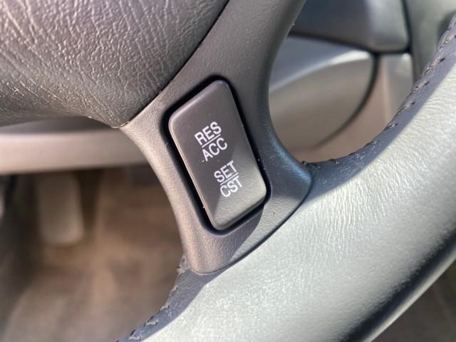 2005 Thunder Gray /Dark Gray Cadillac DeVille LOW MILES 36,800 (1G6KD54Y75U) with an 4.6L DOHC V8 Northstar Engine engine, Automatic transmission, located at 4701 North Dixie Hwy, Pompano Beach, FL, 33064, (954) 422-2889, 26.240938, -80.123474 - OUR WEBPAGE FLORIDACARS1.COM HAS OVER 100 PHOTOS AND FREE CARFAX LINK 2005 CADILLAC DEVILLE $46,045 NEW! VIN: 1G6KD54Y75U125414 1 G 6 K D 5 4 Y 7 5 U 1 2 5 4 1 4 SEDAN 4 DR 4.6L V8 F DOHC GASOLINE FRONT WHEEL DRIVE Top Features Alloy Wheels Leather Seats Basic Features ABS Brakes AM/FM Stereo Air Co - Photo#42