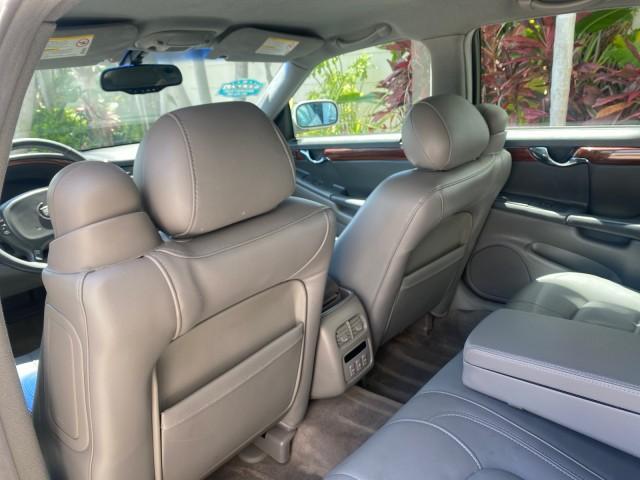2005 Thunder Gray /Dark Gray Cadillac DeVille LOW MILES 36,800 (1G6KD54Y75U) with an 4.6L DOHC V8 Northstar Engine engine, Automatic transmission, located at 4701 North Dixie Hwy, Pompano Beach, FL, 33064, (954) 422-2889, 26.240938, -80.123474 - OUR WEBPAGE FLORIDACARS1.COM HAS OVER 100 PHOTOS AND FREE CARFAX LINK 2005 CADILLAC DEVILLE $46,045 NEW! VIN: 1G6KD54Y75U125414 1 G 6 K D 5 4 Y 7 5 U 1 2 5 4 1 4 SEDAN 4 DR 4.6L V8 F DOHC GASOLINE FRONT WHEEL DRIVE Top Features Alloy Wheels Leather Seats Basic Features ABS Brakes AM/FM Stereo Air Co - Photo#69