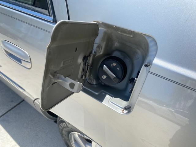 2005 Thunder Gray /Dark Gray Cadillac DeVille LOW MILES 36,800 (1G6KD54Y75U) with an 4.6L DOHC V8 Northstar Engine engine, Automatic transmission, located at 4701 North Dixie Hwy, Pompano Beach, FL, 33064, (954) 422-2889, 26.240938, -80.123474 - OUR WEBPAGE FLORIDACARS1.COM HAS OVER 100 PHOTOS AND FREE CARFAX LINK 2005 CADILLAC DEVILLE $46,045 NEW! VIN: 1G6KD54Y75U125414 1 G 6 K D 5 4 Y 7 5 U 1 2 5 4 1 4 SEDAN 4 DR 4.6L V8 F DOHC GASOLINE FRONT WHEEL DRIVE Top Features Alloy Wheels Leather Seats Basic Features ABS Brakes AM/FM Stereo Air Co - Photo#74