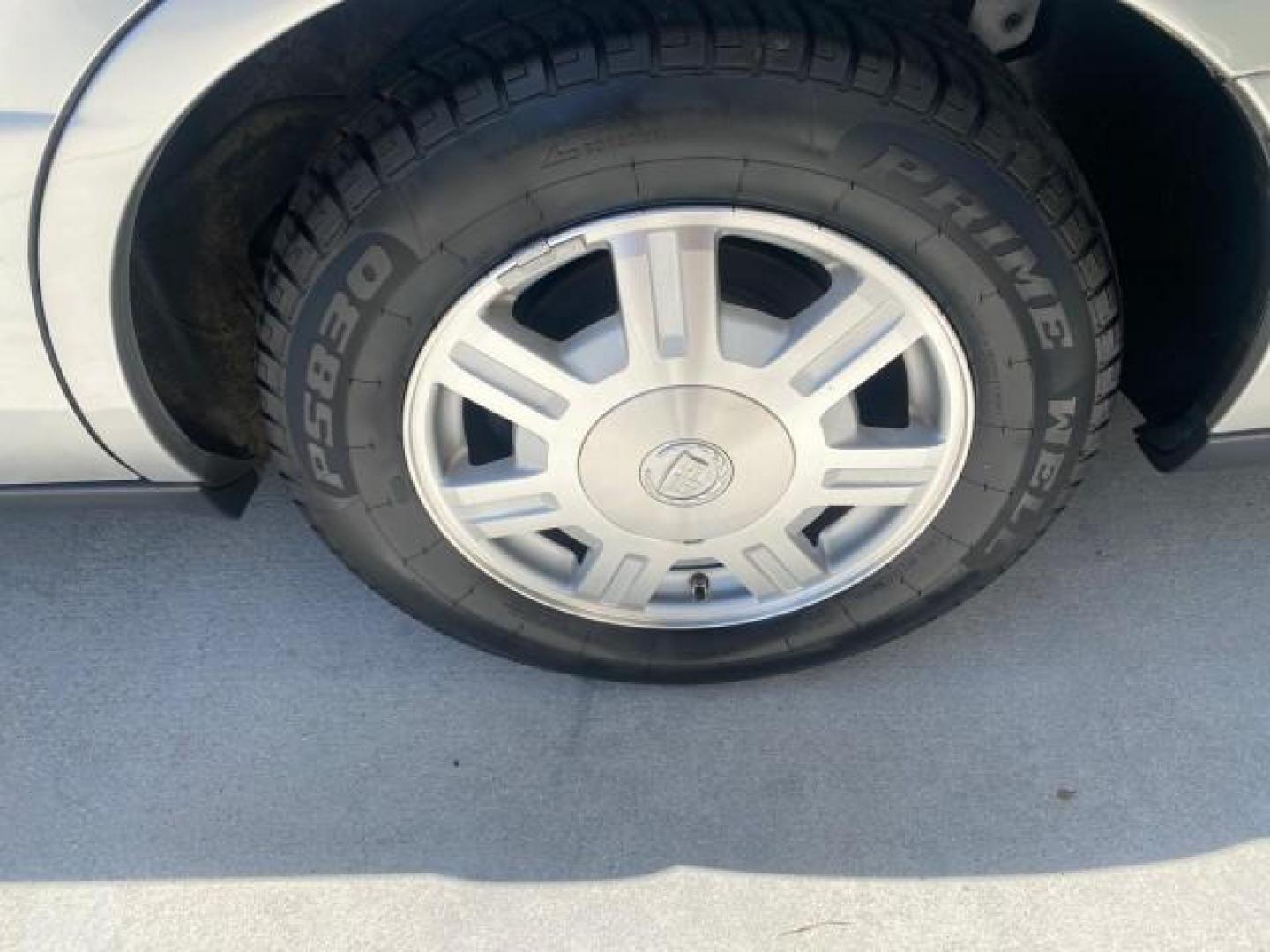 2005 Thunder Gray /Dark Gray Cadillac DeVille LOW MILES 36,800 (1G6KD54Y75U) with an 4.6L DOHC V8 Northstar Engine engine, Automatic transmission, located at 4701 North Dixie Hwy, Pompano Beach, FL, 33064, (954) 422-2889, 26.240938, -80.123474 - OUR WEBPAGE FLORIDACARS1.COM HAS OVER 100 PHOTOS AND FREE CARFAX LINK 2005 CADILLAC DEVILLE $46,045 NEW! VIN: 1G6KD54Y75U125414 1 G 6 K D 5 4 Y 7 5 U 1 2 5 4 1 4 SEDAN 4 DR 4.6L V8 F DOHC GASOLINE FRONT WHEEL DRIVE Top Features Alloy Wheels Leather Seats Basic Features ABS Brakes AM/FM Stereo Air Co - Photo#75