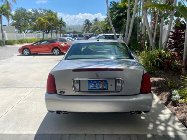 2005 Thunder Gray /Dark Gray Cadillac DeVille LOW MILES 36,800 (1G6KD54Y75U) with an 4.6L DOHC V8 Northstar Engine engine, Automatic transmission, located at 4701 North Dixie Hwy, Pompano Beach, FL, 33064, (954) 422-2889, 26.240938, -80.123474 - OUR WEBPAGE FLORIDACARS1.COM HAS OVER 100 PHOTOS AND FREE CARFAX LINK 2005 CADILLAC DEVILLE $46,045 NEW! VIN: 1G6KD54Y75U125414 1 G 6 K D 5 4 Y 7 5 U 1 2 5 4 1 4 SEDAN 4 DR 4.6L V8 F DOHC GASOLINE FRONT WHEEL DRIVE Top Features Alloy Wheels Leather Seats Basic Features ABS Brakes AM/FM Stereo Air Co - Photo#78