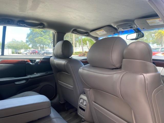 2005 Thunder Gray /Dark Gray Cadillac DeVille LOW MILES 36,800 (1G6KD54Y75U) with an 4.6L DOHC V8 Northstar Engine engine, Automatic transmission, located at 4701 North Dixie Hwy, Pompano Beach, FL, 33064, (954) 422-2889, 26.240938, -80.123474 - OUR WEBPAGE FLORIDACARS1.COM HAS OVER 100 PHOTOS AND FREE CARFAX LINK 2005 CADILLAC DEVILLE $46,045 NEW! VIN: 1G6KD54Y75U125414 1 G 6 K D 5 4 Y 7 5 U 1 2 5 4 1 4 SEDAN 4 DR 4.6L V8 F DOHC GASOLINE FRONT WHEEL DRIVE Top Features Alloy Wheels Leather Seats Basic Features ABS Brakes AM/FM Stereo Air Co - Photo#97