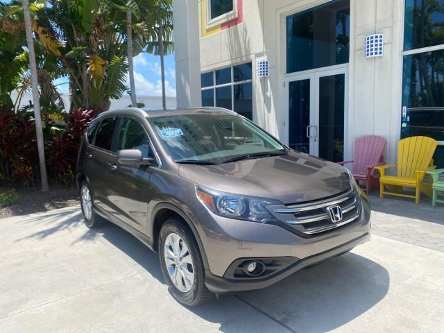 2012 Urban Titanium Metallic /Beige Honda CR-V 1 FL OWNER EX-L LOW MILES 47,572 (5J6RM3H77CL) with an 2.4L DOHC MPFI 16-Valve i-VTEC I4 Engine engine, Automatic transmission, located at 4701 North Dixie Hwy, Pompano Beach, FL, 33064, (954) 422-2889, 26.240938, -80.123474 - OUR WEBPAGE FLORIDACARS1.COM HAS OVER 100 PHOTOS AND FREE CARFAX LINK 2012 HONDA CR-V EX-L VIN: 5J6RM3H77CL033637 5 J 6 R M 3 H 7 7 C L 0 3 3 6 3 7 4 DOOR WAGON/SPORT UTILITY 2.4L I4 F DOHC 16V GASOLINE FRONT WHEEL DRIVE Top Features Alloy Wheels Bluetooth Technology Front Seat Heaters Leather Seats - Photo#1