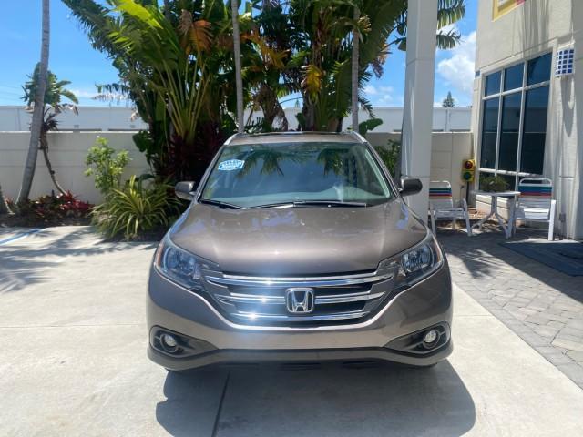 2012 Urban Titanium Metallic /Beige Honda CR-V 1 FL OWNER EX-L LOW MILES 47,572 (5J6RM3H77CL) with an 2.4L DOHC MPFI 16-Valve i-VTEC I4 Engine engine, Automatic transmission, located at 4701 North Dixie Hwy, Pompano Beach, FL, 33064, (954) 422-2889, 26.240938, -80.123474 - OUR WEBPAGE FLORIDACARS1.COM HAS OVER 100 PHOTOS AND FREE CARFAX LINK 2012 HONDA CR-V EX-L VIN: 5J6RM3H77CL033637 5 J 6 R M 3 H 7 7 C L 0 3 3 6 3 7 4 DOOR WAGON/SPORT UTILITY 2.4L I4 F DOHC 16V GASOLINE FRONT WHEEL DRIVE Top Features Alloy Wheels Bluetooth Technology Front Seat Heaters Leather Seats - Photo#2