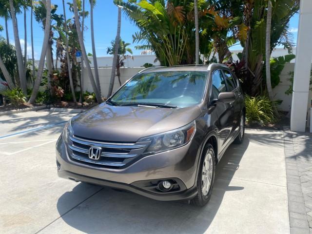 2012 Urban Titanium Metallic /Beige Honda CR-V 1 FL OWNER EX-L LOW MILES 47,572 (5J6RM3H77CL) with an 2.4L DOHC MPFI 16-Valve i-VTEC I4 Engine engine, Automatic transmission, located at 4701 North Dixie Hwy, Pompano Beach, FL, 33064, (954) 422-2889, 26.240938, -80.123474 - OUR WEBPAGE FLORIDACARS1.COM HAS OVER 100 PHOTOS AND FREE CARFAX LINK 2012 HONDA CR-V EX-L VIN: 5J6RM3H77CL033637 5 J 6 R M 3 H 7 7 C L 0 3 3 6 3 7 4 DOOR WAGON/SPORT UTILITY 2.4L I4 F DOHC 16V GASOLINE FRONT WHEEL DRIVE Top Features Alloy Wheels Bluetooth Technology Front Seat Heaters Leather Seats - Photo#3