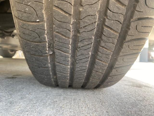 2012 Urban Titanium Metallic /Beige Honda CR-V 1 FL OWNER EX-L LOW MILES 47,572 (5J6RM3H77CL) with an 2.4L DOHC MPFI 16-Valve i-VTEC I4 Engine engine, Automatic transmission, located at 4701 North Dixie Hwy, Pompano Beach, FL, 33064, (954) 422-2889, 26.240938, -80.123474 - OUR WEBPAGE FLORIDACARS1.COM HAS OVER 100 PHOTOS AND FREE CARFAX LINK 2012 HONDA CR-V EX-L VIN: 5J6RM3H77CL033637 5 J 6 R M 3 H 7 7 C L 0 3 3 6 3 7 4 DOOR WAGON/SPORT UTILITY 2.4L I4 F DOHC 16V GASOLINE FRONT WHEEL DRIVE Top Features Alloy Wheels Bluetooth Technology Front Seat Heaters Leather Seats - Photo#20