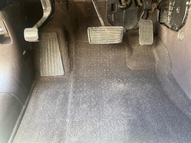 2012 Urban Titanium Metallic /Beige Honda CR-V 1 FL OWNER EX-L LOW MILES 47,572 (5J6RM3H77CL) with an 2.4L DOHC MPFI 16-Valve i-VTEC I4 Engine engine, Automatic transmission, located at 4701 North Dixie Hwy, Pompano Beach, FL, 33064, (954) 422-2889, 26.240938, -80.123474 - OUR WEBPAGE FLORIDACARS1.COM HAS OVER 100 PHOTOS AND FREE CARFAX LINK 2012 HONDA CR-V EX-L VIN: 5J6RM3H77CL033637 5 J 6 R M 3 H 7 7 C L 0 3 3 6 3 7 4 DOOR WAGON/SPORT UTILITY 2.4L I4 F DOHC 16V GASOLINE FRONT WHEEL DRIVE Top Features Alloy Wheels Bluetooth Technology Front Seat Heaters Leather Seats - Photo#46