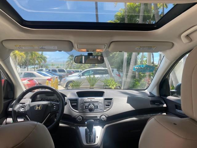 2012 Urban Titanium Metallic /Beige Honda CR-V 1 FL OWNER EX-L LOW MILES 47,572 (5J6RM3H77CL) with an 2.4L DOHC MPFI 16-Valve i-VTEC I4 Engine engine, Automatic transmission, located at 4701 North Dixie Hwy, Pompano Beach, FL, 33064, (954) 422-2889, 26.240938, -80.123474 - OUR WEBPAGE FLORIDACARS1.COM HAS OVER 100 PHOTOS AND FREE CARFAX LINK 2012 HONDA CR-V EX-L VIN: 5J6RM3H77CL033637 5 J 6 R M 3 H 7 7 C L 0 3 3 6 3 7 4 DOOR WAGON/SPORT UTILITY 2.4L I4 F DOHC 16V GASOLINE FRONT WHEEL DRIVE Top Features Alloy Wheels Bluetooth Technology Front Seat Heaters Leather Seats - Photo#73