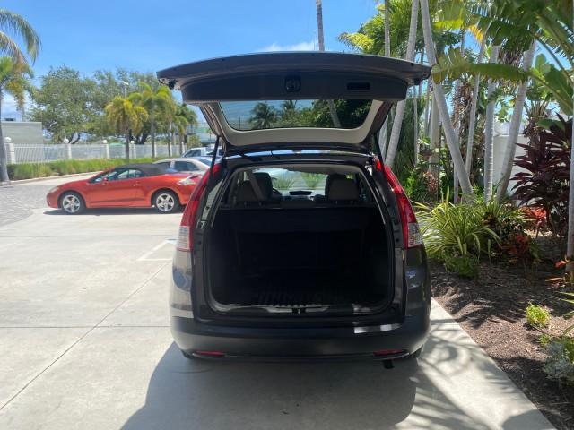 2012 Urban Titanium Metallic /Beige Honda CR-V 1 FL OWNER EX-L LOW MILES 47,572 (5J6RM3H77CL) with an 2.4L DOHC MPFI 16-Valve i-VTEC I4 Engine engine, Automatic transmission, located at 4701 North Dixie Hwy, Pompano Beach, FL, 33064, (954) 422-2889, 26.240938, -80.123474 - OUR WEBPAGE FLORIDACARS1.COM HAS OVER 100 PHOTOS AND FREE CARFAX LINK 2012 HONDA CR-V EX-L VIN: 5J6RM3H77CL033637 5 J 6 R M 3 H 7 7 C L 0 3 3 6 3 7 4 DOOR WAGON/SPORT UTILITY 2.4L I4 F DOHC 16V GASOLINE FRONT WHEEL DRIVE Top Features Alloy Wheels Bluetooth Technology Front Seat Heaters Leather Seats - Photo#87