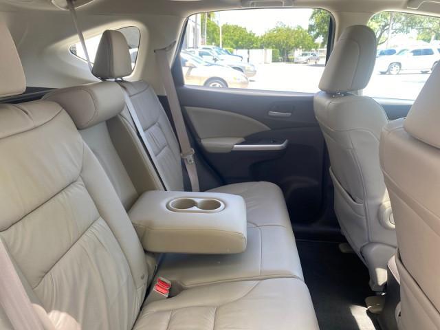 2012 Urban Titanium Metallic /Beige Honda CR-V 1 FL OWNER EX-L LOW MILES 47,572 (5J6RM3H77CL) with an 2.4L DOHC MPFI 16-Valve i-VTEC I4 Engine engine, Automatic transmission, located at 4701 North Dixie Hwy, Pompano Beach, FL, 33064, (954) 422-2889, 26.240938, -80.123474 - OUR WEBPAGE FLORIDACARS1.COM HAS OVER 100 PHOTOS AND FREE CARFAX LINK 2012 HONDA CR-V EX-L VIN: 5J6RM3H77CL033637 5 J 6 R M 3 H 7 7 C L 0 3 3 6 3 7 4 DOOR WAGON/SPORT UTILITY 2.4L I4 F DOHC 16V GASOLINE FRONT WHEEL DRIVE Top Features Alloy Wheels Bluetooth Technology Front Seat Heaters Leather Seats - Photo#95