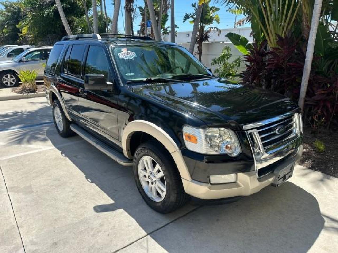 2010 Black /Camel Ford Explorer Eddie Bauer LOW MILES 66,415 1 OWNER (1FMEU6EE2AU) with an 4.0L SOHC 12-Valve V6 Engine engine, Automatic transmission, located at 4701 North Dixie Hwy, Pompano Beach, FL, 33064, (954) 422-2889, 26.240938, -80.123474 - OUR WEBPAGE FLORIDACARS1.COM HAS OVER 100 PHOTOS AND FREE CARFAX LINK 2010 FORD EXPLORER EDDIE BAUER VIN: 1FMEU6EE2AUA92171 1 F M E U 6 E E 2 A U A 9 2 1 7 1 4 DOOR WAGON/SPORT UTILITY 4.0L V6 F SOHC 12V GASOLINE REAR WHEEL DRIVE Features ABS Brakes Air Conditioning Alloy Wheels AM/FM Stereo Automat - Photo#1