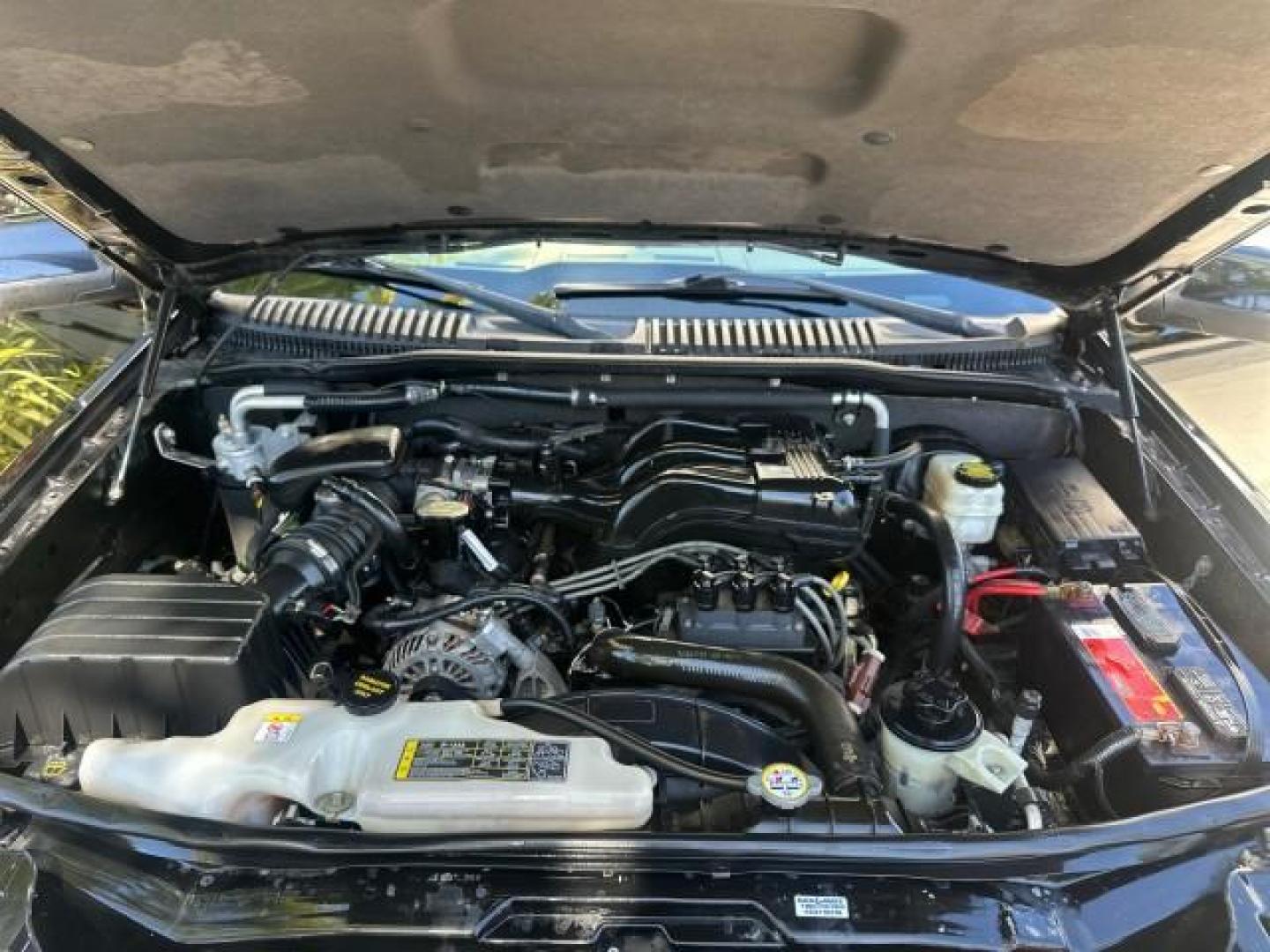 2010 Black /Camel Ford Explorer Eddie Bauer LOW MILES 66,415 1 OWNER (1FMEU6EE2AU) with an 4.0L SOHC 12-Valve V6 Engine engine, Automatic transmission, located at 4701 North Dixie Hwy, Pompano Beach, FL, 33064, (954) 422-2889, 26.240938, -80.123474 - OUR WEBPAGE FLORIDACARS1.COM HAS OVER 100 PHOTOS AND FREE CARFAX LINK 2010 FORD EXPLORER EDDIE BAUER VIN: 1FMEU6EE2AUA92171 1 F M E U 6 E E 2 A U A 9 2 1 7 1 4 DOOR WAGON/SPORT UTILITY 4.0L V6 F SOHC 12V GASOLINE REAR WHEEL DRIVE Features ABS Brakes Air Conditioning Alloy Wheels AM/FM Stereo Automat - Photo#8