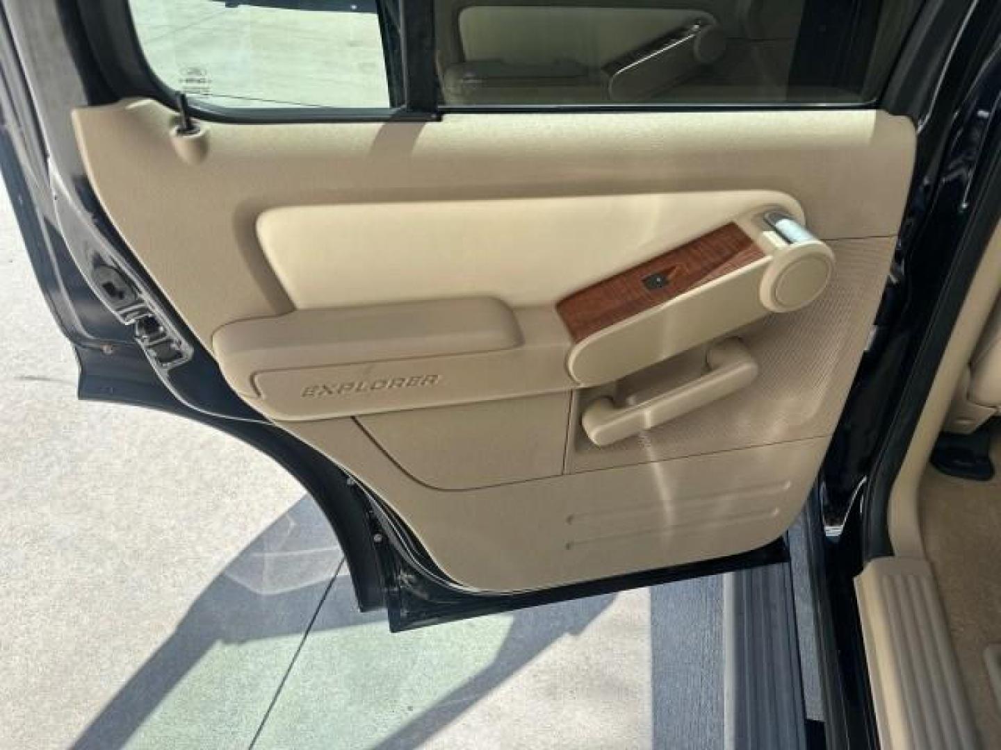 2010 Black /Camel Ford Explorer Eddie Bauer LOW MILES 66,415 1 OWNER (1FMEU6EE2AU) with an 4.0L SOHC 12-Valve V6 Engine engine, Automatic transmission, located at 4701 North Dixie Hwy, Pompano Beach, FL, 33064, (954) 422-2889, 26.240938, -80.123474 - OUR WEBPAGE FLORIDACARS1.COM HAS OVER 100 PHOTOS AND FREE CARFAX LINK 2010 FORD EXPLORER EDDIE BAUER VIN: 1FMEU6EE2AUA92171 1 F M E U 6 E E 2 A U A 9 2 1 7 1 4 DOOR WAGON/SPORT UTILITY 4.0L V6 F SOHC 12V GASOLINE REAR WHEEL DRIVE Features ABS Brakes Air Conditioning Alloy Wheels AM/FM Stereo Automat - Photo#17