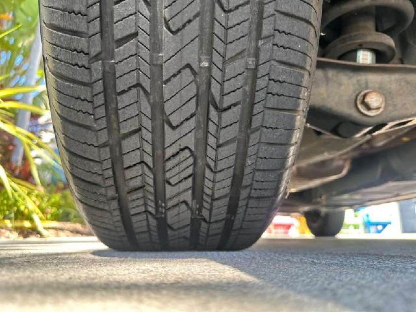 2010 Black /Camel Ford Explorer Eddie Bauer LOW MILES 66,415 1 OWNER (1FMEU6EE2AU) with an 4.0L SOHC 12-Valve V6 Engine engine, Automatic transmission, located at 4701 North Dixie Hwy, Pompano Beach, FL, 33064, (954) 422-2889, 26.240938, -80.123474 - OUR WEBPAGE FLORIDACARS1.COM HAS OVER 100 PHOTOS AND FREE CARFAX LINK 2010 FORD EXPLORER EDDIE BAUER VIN: 1FMEU6EE2AUA92171 1 F M E U 6 E E 2 A U A 9 2 1 7 1 4 DOOR WAGON/SPORT UTILITY 4.0L V6 F SOHC 12V GASOLINE REAR WHEEL DRIVE Features ABS Brakes Air Conditioning Alloy Wheels AM/FM Stereo Automat - Photo#22