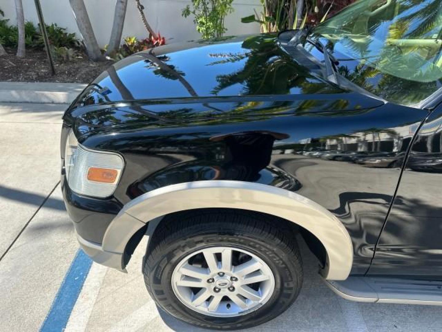 2010 Black /Camel Ford Explorer Eddie Bauer LOW MILES 66,415 1 OWNER (1FMEU6EE2AU) with an 4.0L SOHC 12-Valve V6 Engine engine, Automatic transmission, located at 4701 North Dixie Hwy, Pompano Beach, FL, 33064, (954) 422-2889, 26.240938, -80.123474 - OUR WEBPAGE FLORIDACARS1.COM HAS OVER 100 PHOTOS AND FREE CARFAX LINK 2010 FORD EXPLORER EDDIE BAUER VIN: 1FMEU6EE2AUA92171 1 F M E U 6 E E 2 A U A 9 2 1 7 1 4 DOOR WAGON/SPORT UTILITY 4.0L V6 F SOHC 12V GASOLINE REAR WHEEL DRIVE Features ABS Brakes Air Conditioning Alloy Wheels AM/FM Stereo Automat - Photo#31