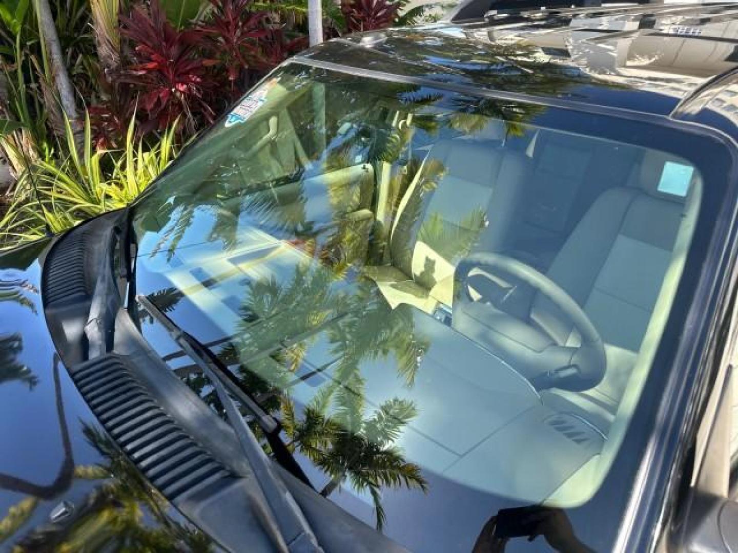 2010 Black /Camel Ford Explorer Eddie Bauer LOW MILES 66,415 1 OWNER (1FMEU6EE2AU) with an 4.0L SOHC 12-Valve V6 Engine engine, Automatic transmission, located at 4701 North Dixie Hwy, Pompano Beach, FL, 33064, (954) 422-2889, 26.240938, -80.123474 - OUR WEBPAGE FLORIDACARS1.COM HAS OVER 100 PHOTOS AND FREE CARFAX LINK 2010 FORD EXPLORER EDDIE BAUER VIN: 1FMEU6EE2AUA92171 1 F M E U 6 E E 2 A U A 9 2 1 7 1 4 DOOR WAGON/SPORT UTILITY 4.0L V6 F SOHC 12V GASOLINE REAR WHEEL DRIVE Features ABS Brakes Air Conditioning Alloy Wheels AM/FM Stereo Automat - Photo#40