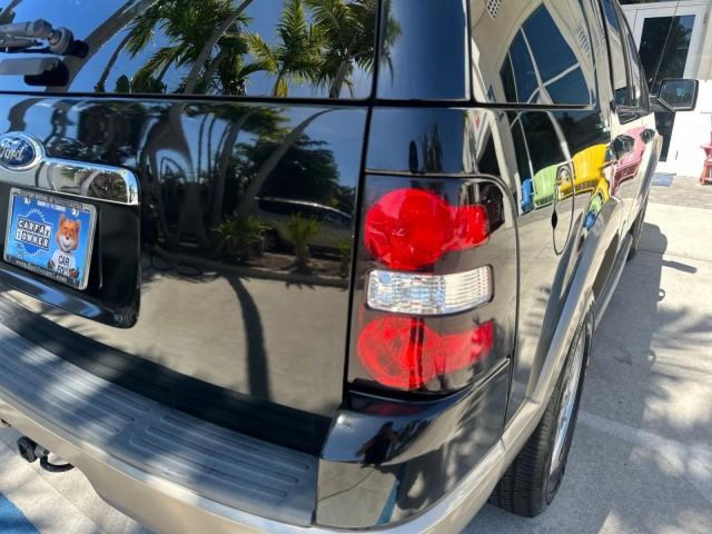 2010 Black /Camel Ford Explorer Eddie Bauer LOW MILES 66,415 1 OWNER (1FMEU6EE2AU) with an 4.0L SOHC 12-Valve V6 Engine engine, Automatic transmission, located at 4701 North Dixie Hwy, Pompano Beach, FL, 33064, (954) 422-2889, 26.240938, -80.123474 - OUR WEBPAGE FLORIDACARS1.COM HAS OVER 100 PHOTOS AND FREE CARFAX LINK 2010 FORD EXPLORER EDDIE BAUER VIN: 1FMEU6EE2AUA92171 1 F M E U 6 E E 2 A U A 9 2 1 7 1 4 DOOR WAGON/SPORT UTILITY 4.0L V6 F SOHC 12V GASOLINE REAR WHEEL DRIVE Features ABS Brakes Air Conditioning Alloy Wheels AM/FM Stereo Automat - Photo#52