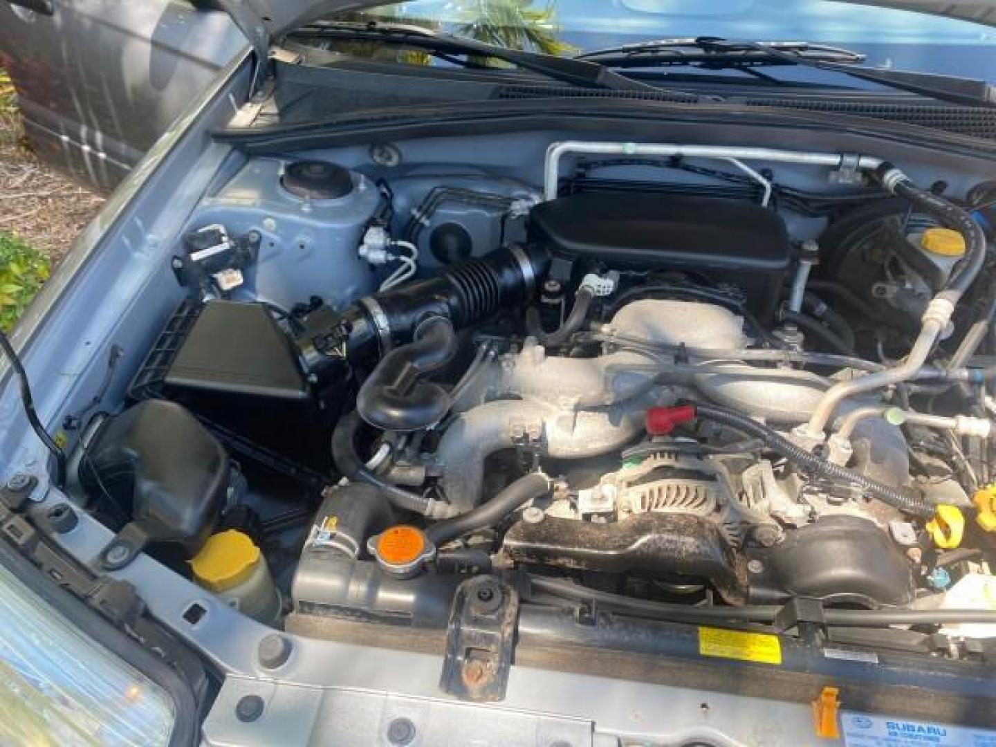 2008 Steel Silver Metallic /Graphite Gray Subaru Forester (Natl) AWD X LOW MILES 51,140 1 OWNER (JF1SG63698H) with an 2.5L SOHC SMPI 16-Valve 4-Cyl Boxer Engine engine, Automatic transmission, located at 4701 North Dixie Hwy, Pompano Beach, FL, 33064, (954) 422-2889, 26.240938, -80.123474 - OUR WEBPAGE FLORIDACARS1.COM HAS OVER 100 PHOTOS AND FREE CARFAX LINK 2008 SUBARU FORESTER 2.5 X VIN: JF1SG63698H707902 J F 1 S G 6 3 6 9 8 H 7 0 7 9 0 2 4 DOOR WAGON/SPORT UTILITY 2.5L H4 F SOHC 16V GASOLINE ALL WHEEL DRIVE Top Features 4WD/AWD Cloth Seats Basic Features ABS Brakes AM/FM Stereo Air - Photo#25