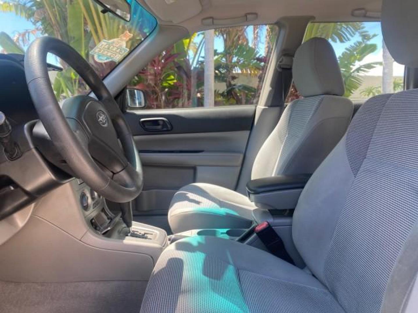 2008 Steel Silver Metallic /Graphite Gray Subaru Forester (Natl) AWD X LOW MILES 51,140 1 OWNER (JF1SG63698H) with an 2.5L SOHC SMPI 16-Valve 4-Cyl Boxer Engine engine, Automatic transmission, located at 4701 North Dixie Hwy, Pompano Beach, FL, 33064, (954) 422-2889, 26.240938, -80.123474 - OUR WEBPAGE FLORIDACARS1.COM HAS OVER 100 PHOTOS AND FREE CARFAX LINK 2008 SUBARU FORESTER 2.5 X VIN: JF1SG63698H707902 J F 1 S G 6 3 6 9 8 H 7 0 7 9 0 2 4 DOOR WAGON/SPORT UTILITY 2.5L H4 F SOHC 16V GASOLINE ALL WHEEL DRIVE Top Features 4WD/AWD Cloth Seats Basic Features ABS Brakes AM/FM Stereo Air - Photo#34