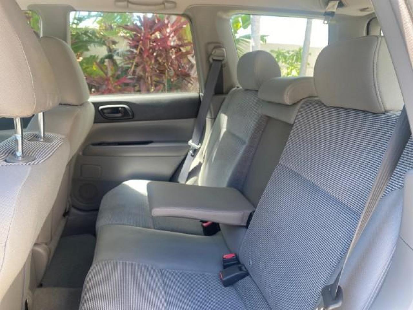 2008 Steel Silver Metallic /Graphite Gray Subaru Forester (Natl) AWD X LOW MILES 51,140 1 OWNER (JF1SG63698H) with an 2.5L SOHC SMPI 16-Valve 4-Cyl Boxer Engine engine, Automatic transmission, located at 4701 North Dixie Hwy, Pompano Beach, FL, 33064, (954) 422-2889, 26.240938, -80.123474 - OUR WEBPAGE FLORIDACARS1.COM HAS OVER 100 PHOTOS AND FREE CARFAX LINK 2008 SUBARU FORESTER 2.5 X VIN: JF1SG63698H707902 J F 1 S G 6 3 6 9 8 H 7 0 7 9 0 2 4 DOOR WAGON/SPORT UTILITY 2.5L H4 F SOHC 16V GASOLINE ALL WHEEL DRIVE Top Features 4WD/AWD Cloth Seats Basic Features ABS Brakes AM/FM Stereo Air - Photo#62