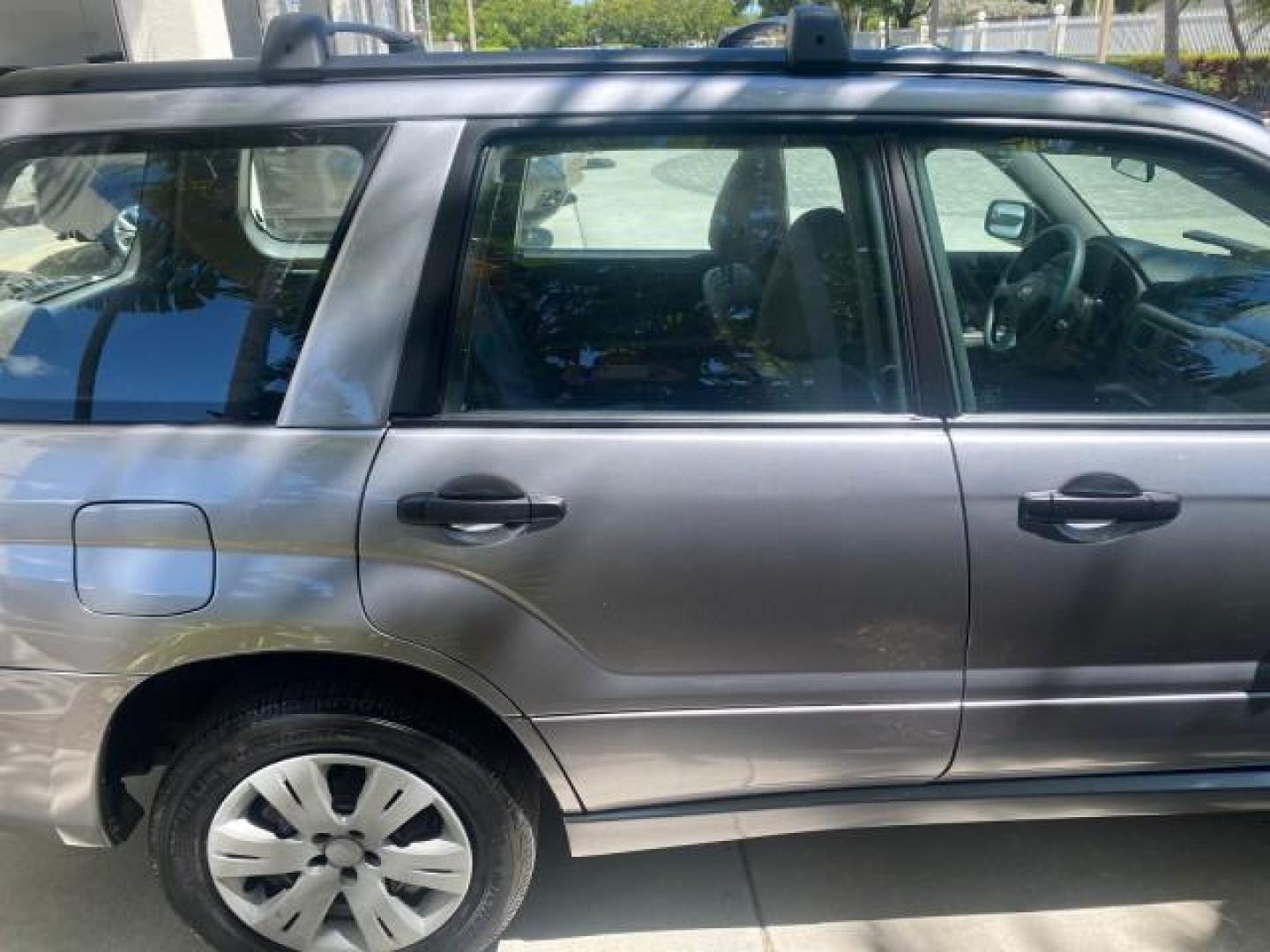 2008 Steel Silver Metallic /Graphite Gray Subaru Forester (Natl) AWD X LOW MILES 51,140 1 OWNER (JF1SG63698H) with an 2.5L SOHC SMPI 16-Valve 4-Cyl Boxer Engine engine, Automatic transmission, located at 4701 North Dixie Hwy, Pompano Beach, FL, 33064, (954) 422-2889, 26.240938, -80.123474 - OUR WEBPAGE FLORIDACARS1.COM HAS OVER 100 PHOTOS AND FREE CARFAX LINK 2008 SUBARU FORESTER 2.5 X VIN: JF1SG63698H707902 J F 1 S G 6 3 6 9 8 H 7 0 7 9 0 2 4 DOOR WAGON/SPORT UTILITY 2.5L H4 F SOHC 16V GASOLINE ALL WHEEL DRIVE Top Features 4WD/AWD Cloth Seats Basic Features ABS Brakes AM/FM Stereo Air - Photo#85