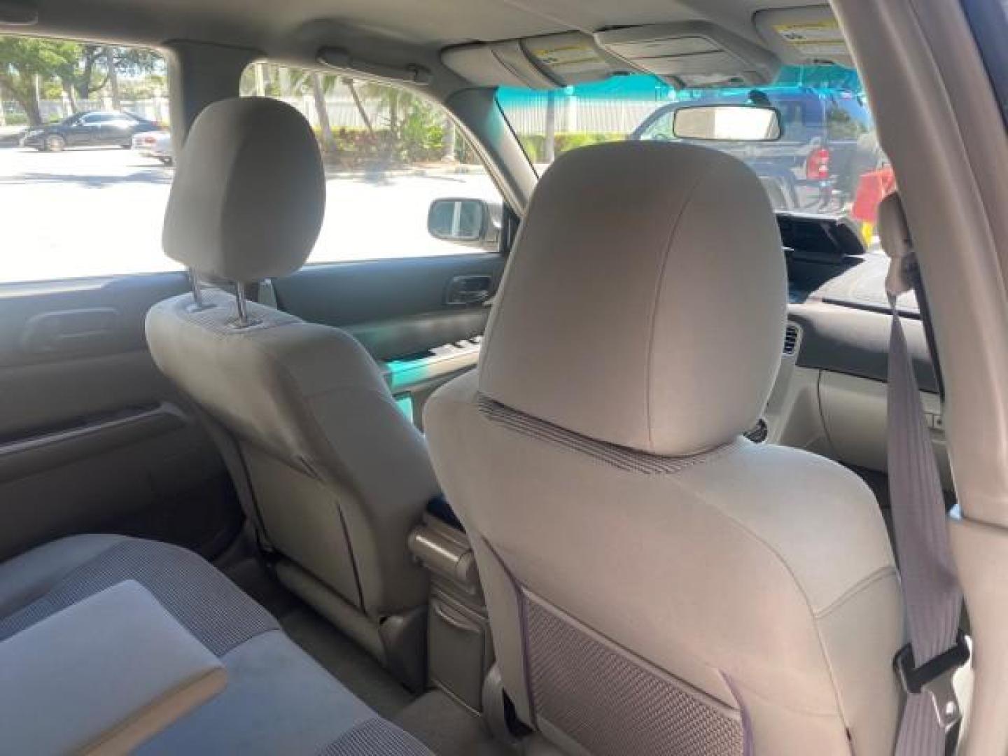 2008 Steel Silver Metallic /Graphite Gray Subaru Forester (Natl) AWD X LOW MILES 51,140 1 OWNER (JF1SG63698H) with an 2.5L SOHC SMPI 16-Valve 4-Cyl Boxer Engine engine, Automatic transmission, located at 4701 North Dixie Hwy, Pompano Beach, FL, 33064, (954) 422-2889, 26.240938, -80.123474 - OUR WEBPAGE FLORIDACARS1.COM HAS OVER 100 PHOTOS AND FREE CARFAX LINK 2008 SUBARU FORESTER 2.5 X VIN: JF1SG63698H707902 J F 1 S G 6 3 6 9 8 H 7 0 7 9 0 2 4 DOOR WAGON/SPORT UTILITY 2.5L H4 F SOHC 16V GASOLINE ALL WHEEL DRIVE Top Features 4WD/AWD Cloth Seats Basic Features ABS Brakes AM/FM Stereo Air - Photo#91