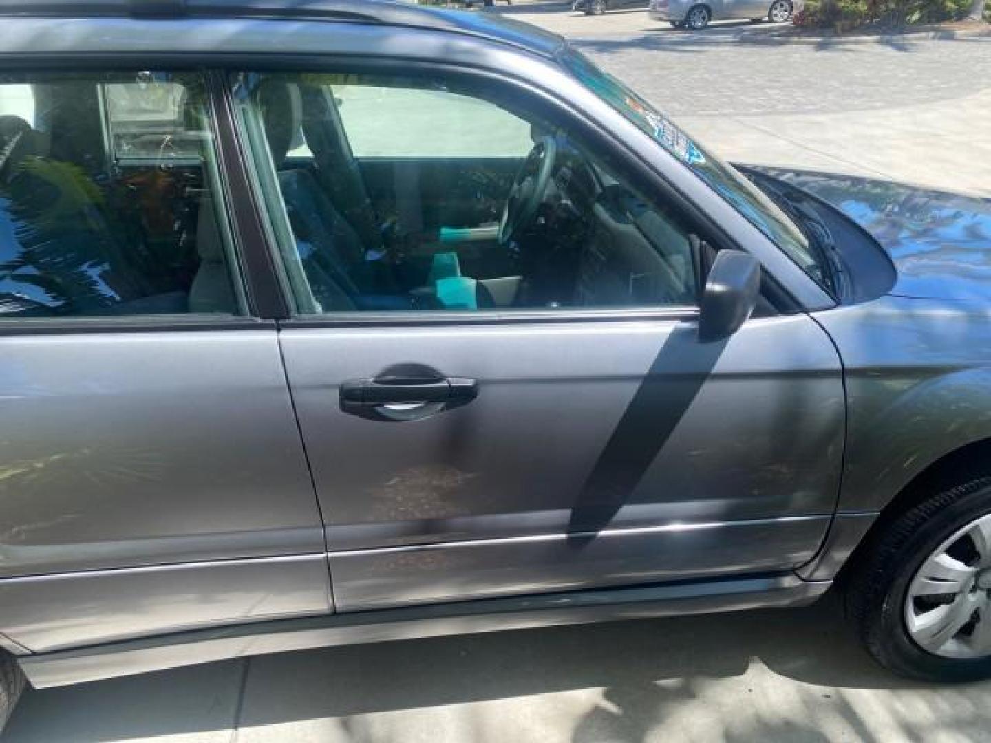 2008 Steel Silver Metallic /Graphite Gray Subaru Forester (Natl) AWD X LOW MILES 51,140 1 OWNER (JF1SG63698H) with an 2.5L SOHC SMPI 16-Valve 4-Cyl Boxer Engine engine, Automatic transmission, located at 4701 North Dixie Hwy, Pompano Beach, FL, 33064, (954) 422-2889, 26.240938, -80.123474 - OUR WEBPAGE FLORIDACARS1.COM HAS OVER 100 PHOTOS AND FREE CARFAX LINK 2008 SUBARU FORESTER 2.5 X VIN: JF1SG63698H707902 J F 1 S G 6 3 6 9 8 H 7 0 7 9 0 2 4 DOOR WAGON/SPORT UTILITY 2.5L H4 F SOHC 16V GASOLINE ALL WHEEL DRIVE Top Features 4WD/AWD Cloth Seats Basic Features ABS Brakes AM/FM Stereo Air - Photo#93