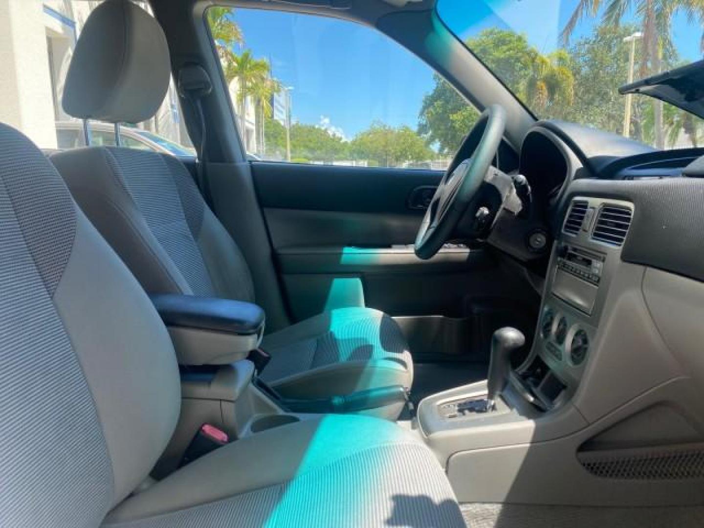 2008 Steel Silver Metallic /Graphite Gray Subaru Forester (Natl) AWD X LOW MILES 51,140 1 OWNER (JF1SG63698H) with an 2.5L SOHC SMPI 16-Valve 4-Cyl Boxer Engine engine, Automatic transmission, located at 4701 North Dixie Hwy, Pompano Beach, FL, 33064, (954) 422-2889, 26.240938, -80.123474 - OUR WEBPAGE FLORIDACARS1.COM HAS OVER 100 PHOTOS AND FREE CARFAX LINK 2008 SUBARU FORESTER 2.5 X VIN: JF1SG63698H707902 J F 1 S G 6 3 6 9 8 H 7 0 7 9 0 2 4 DOOR WAGON/SPORT UTILITY 2.5L H4 F SOHC 16V GASOLINE ALL WHEEL DRIVE Top Features 4WD/AWD Cloth Seats Basic Features ABS Brakes AM/FM Stereo Air - Photo#99