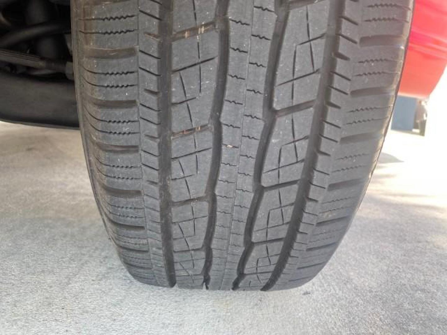 2004 Flame Red /Dark Slate Gray Dodge Dakota AC LOW MILES 25,008 (1D7FL16K04S) with an 3.7L SMPI V6 Magnum Engine engine, Automatic transmission, located at 4701 North Dixie Hwy, Pompano Beach, FL, 33064, (954) 422-2889, 26.240938, -80.123474 - OUR WEBPAGE FLORIDACARS1.COM HAS OVER 100 PHOTOS AND FREE CARFAX LINK 2004 DODGE DAKOTA VIN: 1D7FL16K04S664041 1 D 7 F L 1 6 K 0 4 S 6 6 4 0 4 1 PICKUP 3.7L V6 F GASOLINE REAR WHEEL DRIVE Top Features Alloy Wheels Bed Liner Cloth Seats Basic Features ABS Brakes AM/FM Stereo Air Conditioning Automati - Photo#20