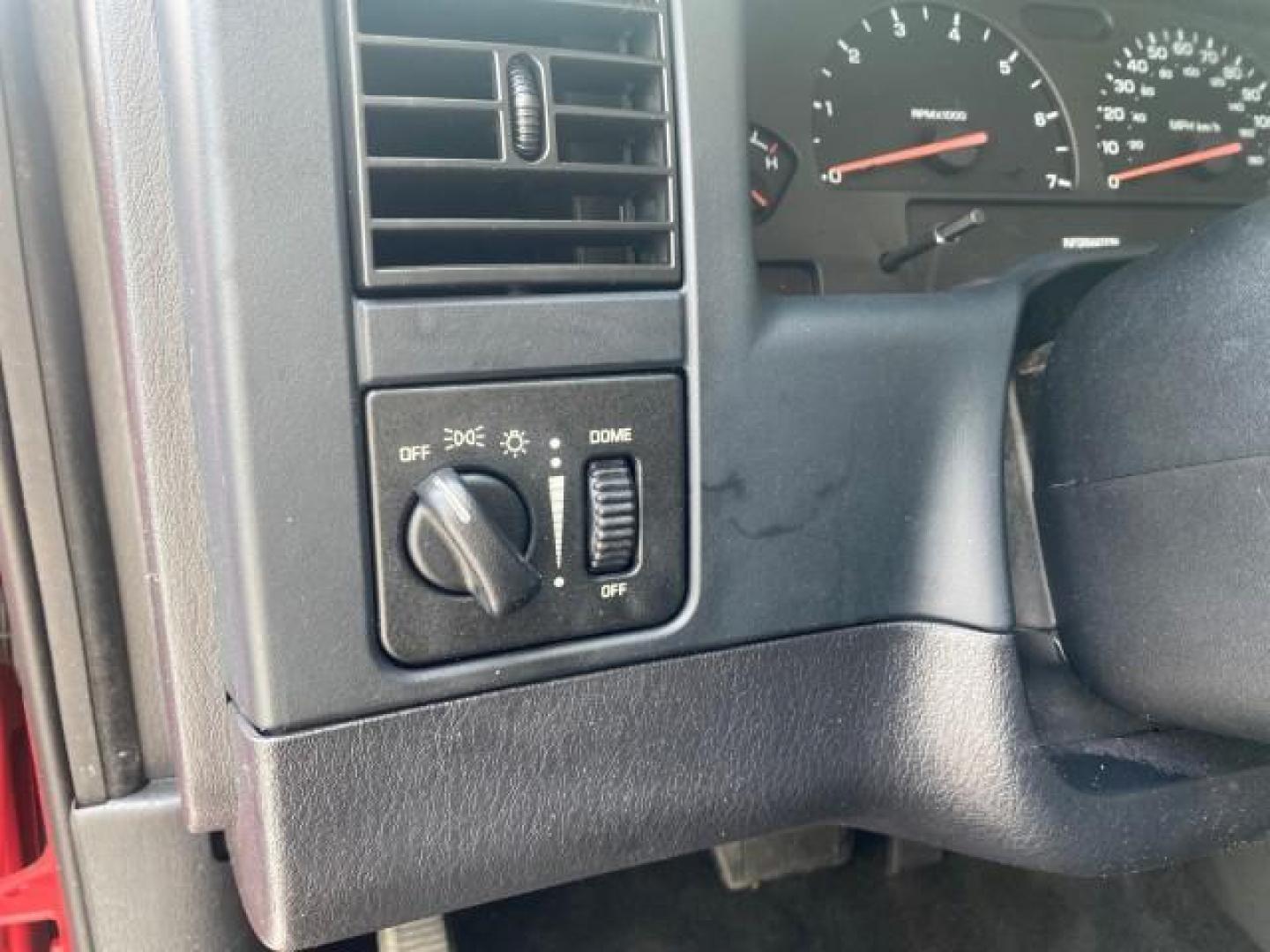 2004 Flame Red /Dark Slate Gray Dodge Dakota AC LOW MILES 25,008 (1D7FL16K04S) with an 3.7L SMPI V6 Magnum Engine engine, Automatic transmission, located at 4701 North Dixie Hwy, Pompano Beach, FL, 33064, (954) 422-2889, 26.240938, -80.123474 - OUR WEBPAGE FLORIDACARS1.COM HAS OVER 100 PHOTOS AND FREE CARFAX LINK 2004 DODGE DAKOTA VIN: 1D7FL16K04S664041 1 D 7 F L 1 6 K 0 4 S 6 6 4 0 4 1 PICKUP 3.7L V6 F GASOLINE REAR WHEEL DRIVE Top Features Alloy Wheels Bed Liner Cloth Seats Basic Features ABS Brakes AM/FM Stereo Air Conditioning Automati - Photo#39