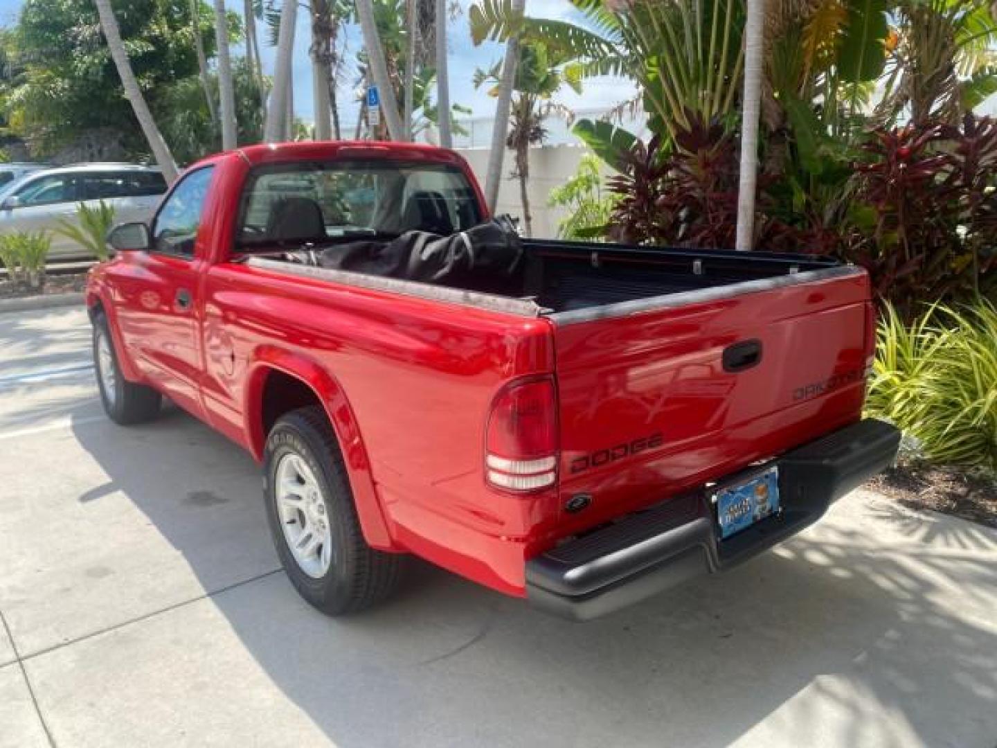 2004 Flame Red /Dark Slate Gray Dodge Dakota AC LOW MILES 25,008 (1D7FL16K04S) with an 3.7L SMPI V6 Magnum Engine engine, Automatic transmission, located at 4701 North Dixie Hwy, Pompano Beach, FL, 33064, (954) 422-2889, 26.240938, -80.123474 - OUR WEBPAGE FLORIDACARS1.COM HAS OVER 100 PHOTOS AND FREE CARFAX LINK 2004 DODGE DAKOTA VIN: 1D7FL16K04S664041 1 D 7 F L 1 6 K 0 4 S 6 6 4 0 4 1 PICKUP 3.7L V6 F GASOLINE REAR WHEEL DRIVE Top Features Alloy Wheels Bed Liner Cloth Seats Basic Features ABS Brakes AM/FM Stereo Air Conditioning Automati - Photo#61