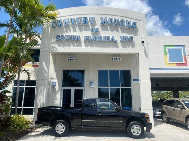 2005 Black /Medium Dark Pewter Chevrolet Colorado Z85 LOW MILES 51,260 1 OWNER (1GCCS198158) with an 2.8L DOHC 4-Cyl MFI Engine engine, Automatic transmission, located at 4701 North Dixie Hwy, Pompano Beach, FL, 33064, (954) 422-2889, 26.240938, -80.123474 - OUR WEBPAGE FLORIDACARS1.COM HAS OVER 100 PHOTOS AND FREE CARFAX LINK 2005 CHEVROLET COLORADO Z85 VIN: 1GCCS198158291462 1 G C C S 1 9 8 1 5 8 2 9 1 4 6 2 4 DOOR EXTENDED CAB PICKUP 2.8L I4 F GASOLINE REAR WHEEL DRIVE Features ABS Brakes Air Conditioning Alloy Wheels AM/FM Stereo Automatic Transmiss - Photo#0
