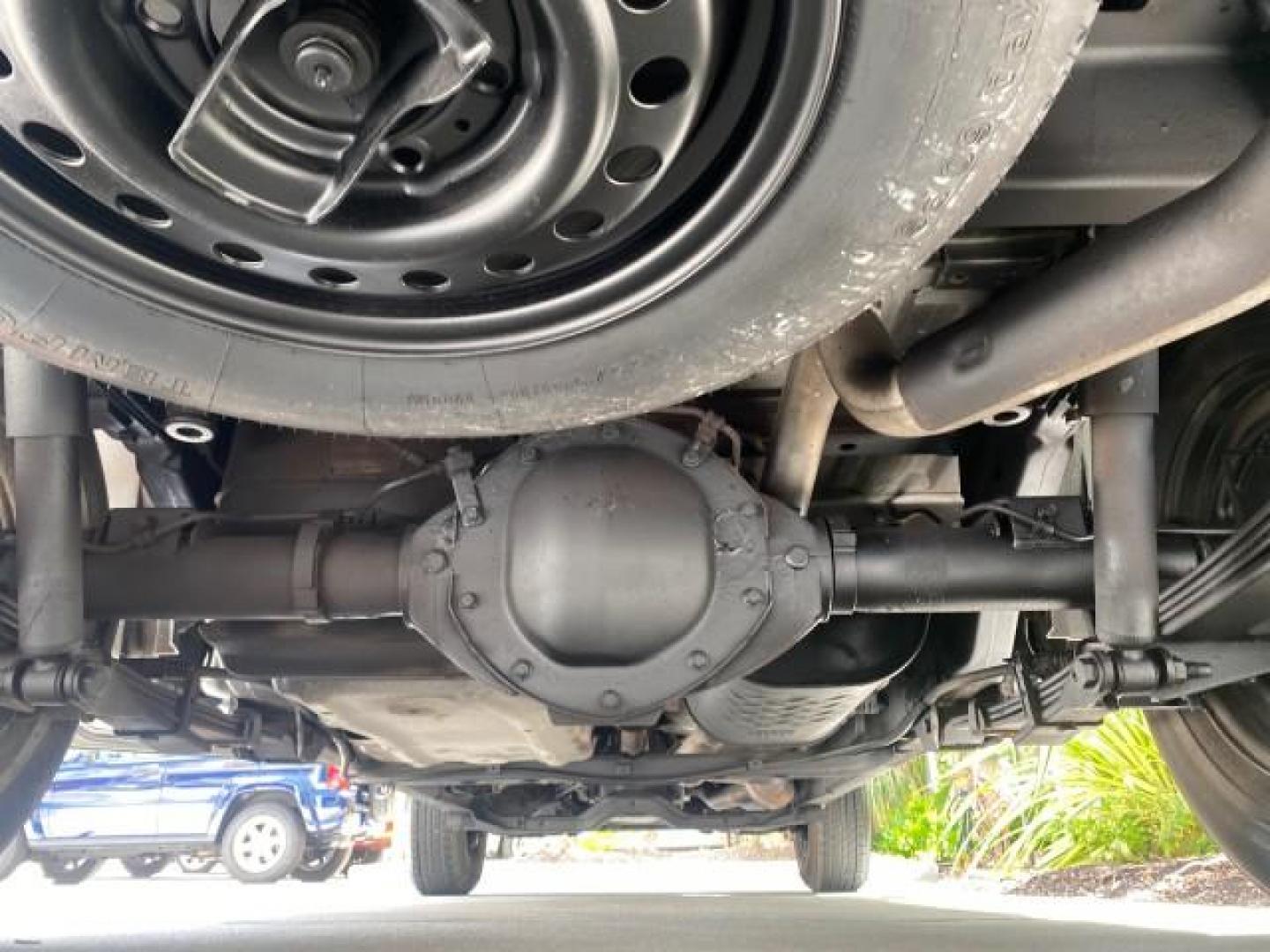 2005 Black /Medium Dark Pewter Chevrolet Colorado Fleet Z85 LOW MILES 51,256 1 OWNER (1GCCS198158) with an 2.8L DOHC 4-Cyl MFI Engine engine, Automatic transmission, located at 4701 North Dixie Hwy, Pompano Beach, FL, 33064, (954) 422-2889, 26.240938, -80.123474 - OUR WEBPAGE FLORIDACARS1.COM HAS OVER 100 PHOTOS AND FREE CARFAX LINK 2005 CHEVROLET COLORADO Z85 VIN: 1GCCS198158291462 1 G C C S 1 9 8 1 5 8 2 9 1 4 6 2 4 DOOR EXTENDED CAB PICKUP 2.8L I4 F GASOLINE REAR WHEEL DRIVE Features ABS Brakes Air Conditioning Alloy Wheels AM/FM Stereo Automatic Transmiss - Photo#22