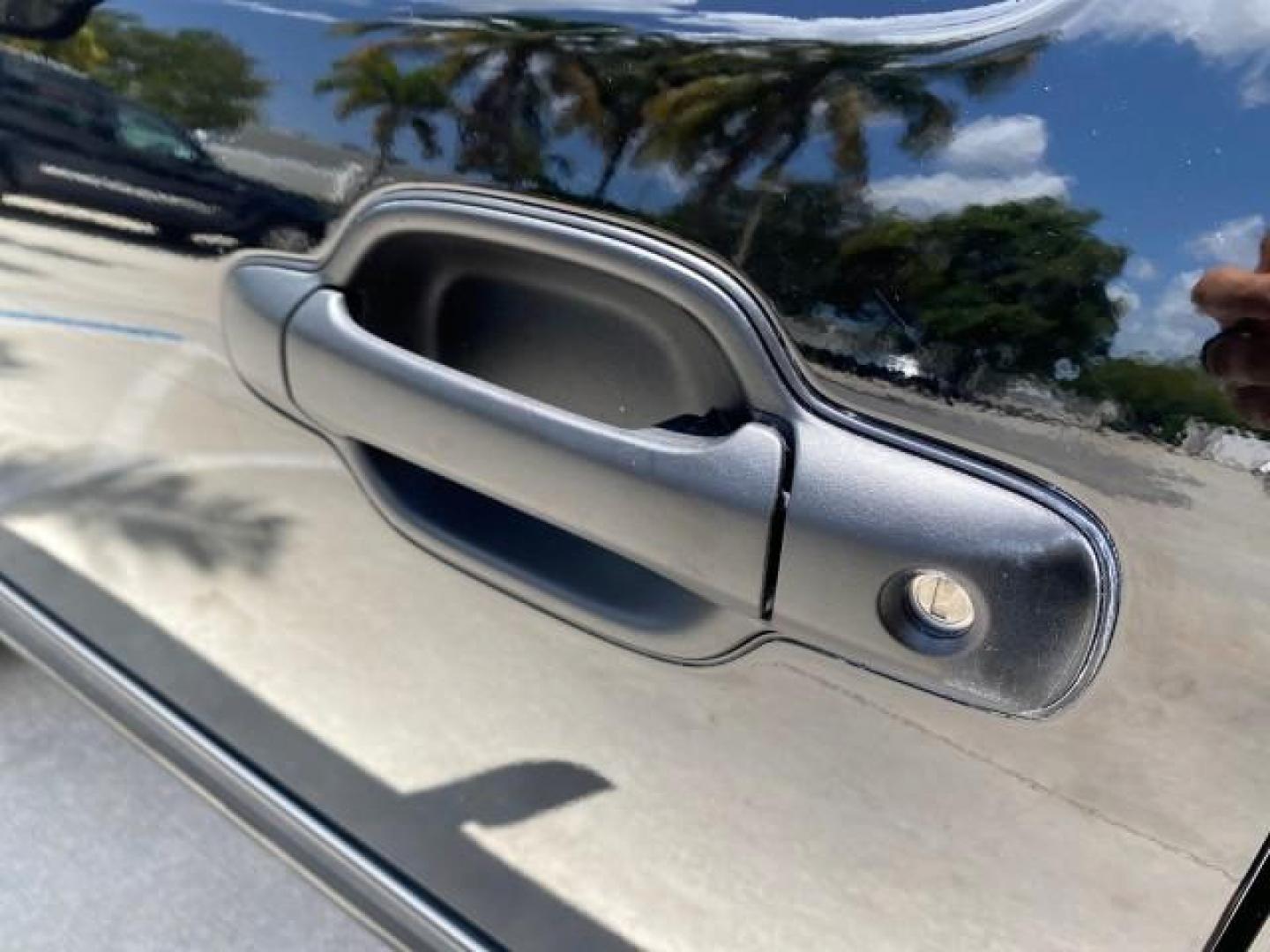 2005 Black /Medium Dark Pewter Chevrolet Colorado Fleet Z85 LOW MILES 51,256 1 OWNER (1GCCS198158) with an 2.8L DOHC 4-Cyl MFI Engine engine, Automatic transmission, located at 4701 North Dixie Hwy, Pompano Beach, FL, 33064, (954) 422-2889, 26.240938, -80.123474 - OUR WEBPAGE FLORIDACARS1.COM HAS OVER 100 PHOTOS AND FREE CARFAX LINK 2005 CHEVROLET COLORADO Z85 VIN: 1GCCS198158291462 1 G C C S 1 9 8 1 5 8 2 9 1 4 6 2 4 DOOR EXTENDED CAB PICKUP 2.8L I4 F GASOLINE REAR WHEEL DRIVE Features ABS Brakes Air Conditioning Alloy Wheels AM/FM Stereo Automatic Transmiss - Photo#27