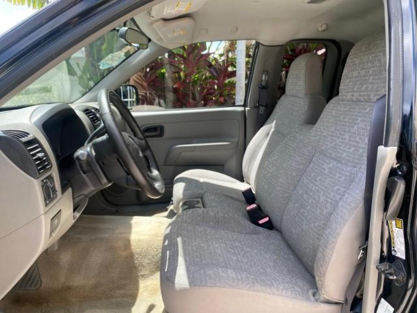 2005 Black /Medium Dark Pewter Chevrolet Colorado Fleet Z85 LOW MILES 51,256 1 OWNER (1GCCS198158) with an 2.8L DOHC 4-Cyl MFI Engine engine, Automatic transmission, located at 4701 North Dixie Hwy, Pompano Beach, FL, 33064, (954) 422-2889, 26.240938, -80.123474 - OUR WEBPAGE FLORIDACARS1.COM HAS OVER 100 PHOTOS AND FREE CARFAX LINK 2005 CHEVROLET COLORADO Z85 VIN: 1GCCS198158291462 1 G C C S 1 9 8 1 5 8 2 9 1 4 6 2 4 DOOR EXTENDED CAB PICKUP 2.8L I4 F GASOLINE REAR WHEEL DRIVE Features ABS Brakes Air Conditioning Alloy Wheels AM/FM Stereo Automatic Transmiss - Photo#31